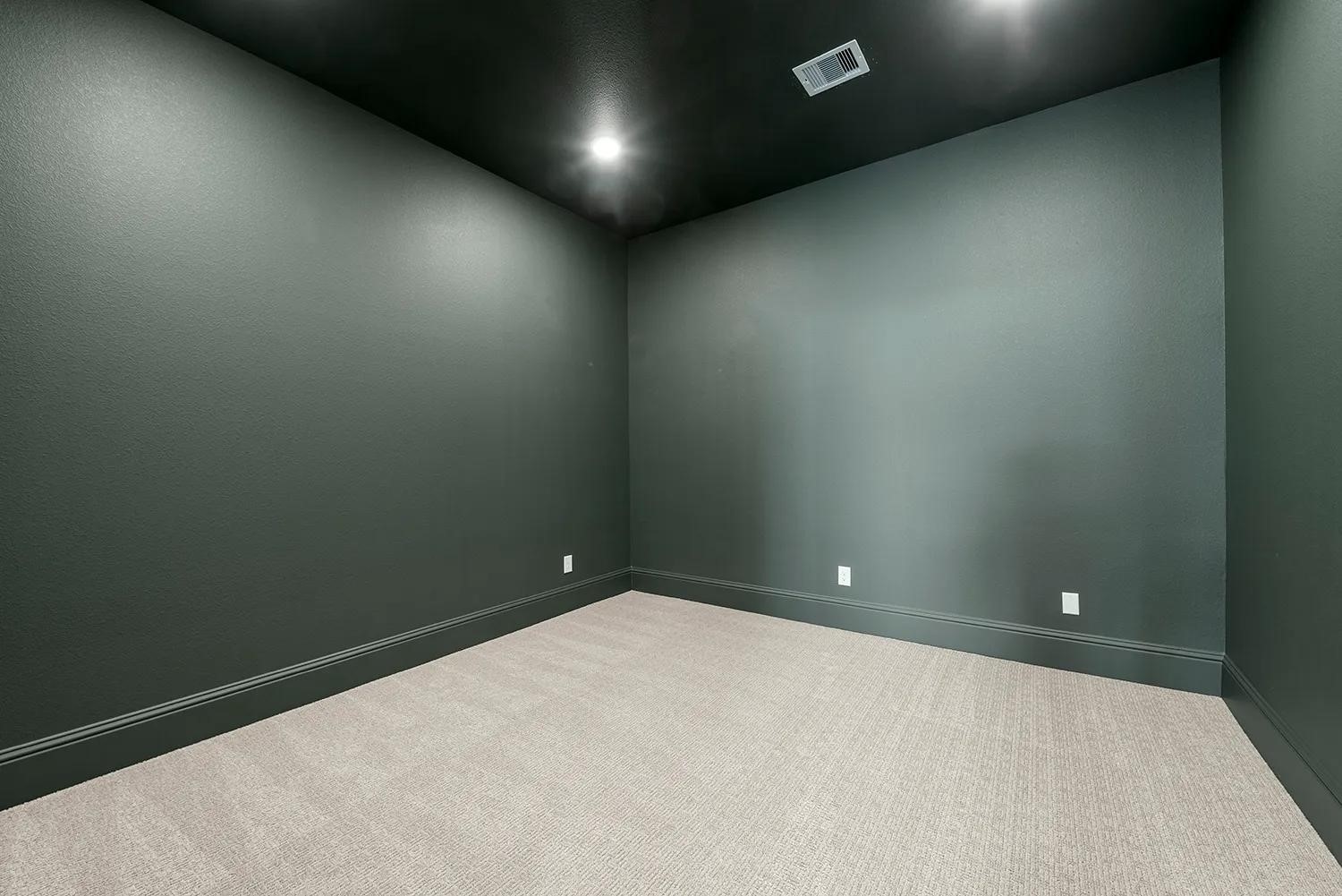 5002 Fountainhead Lane Property Photo 32