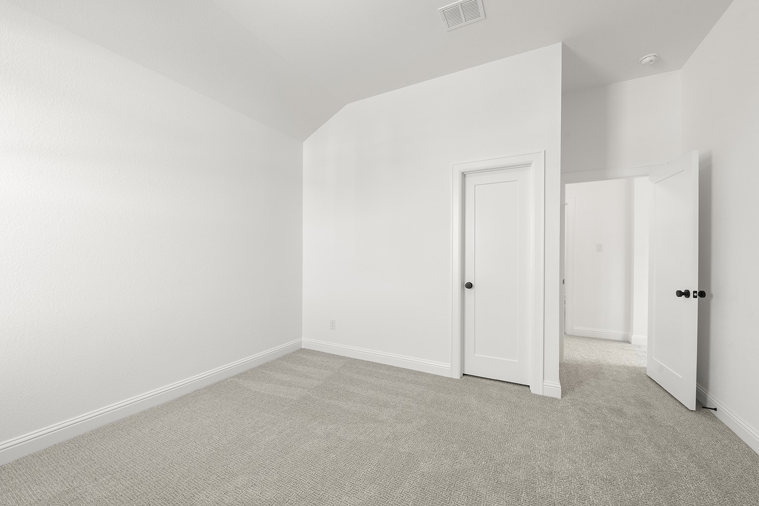 5002 Fountainhead Lane Property Photo 35