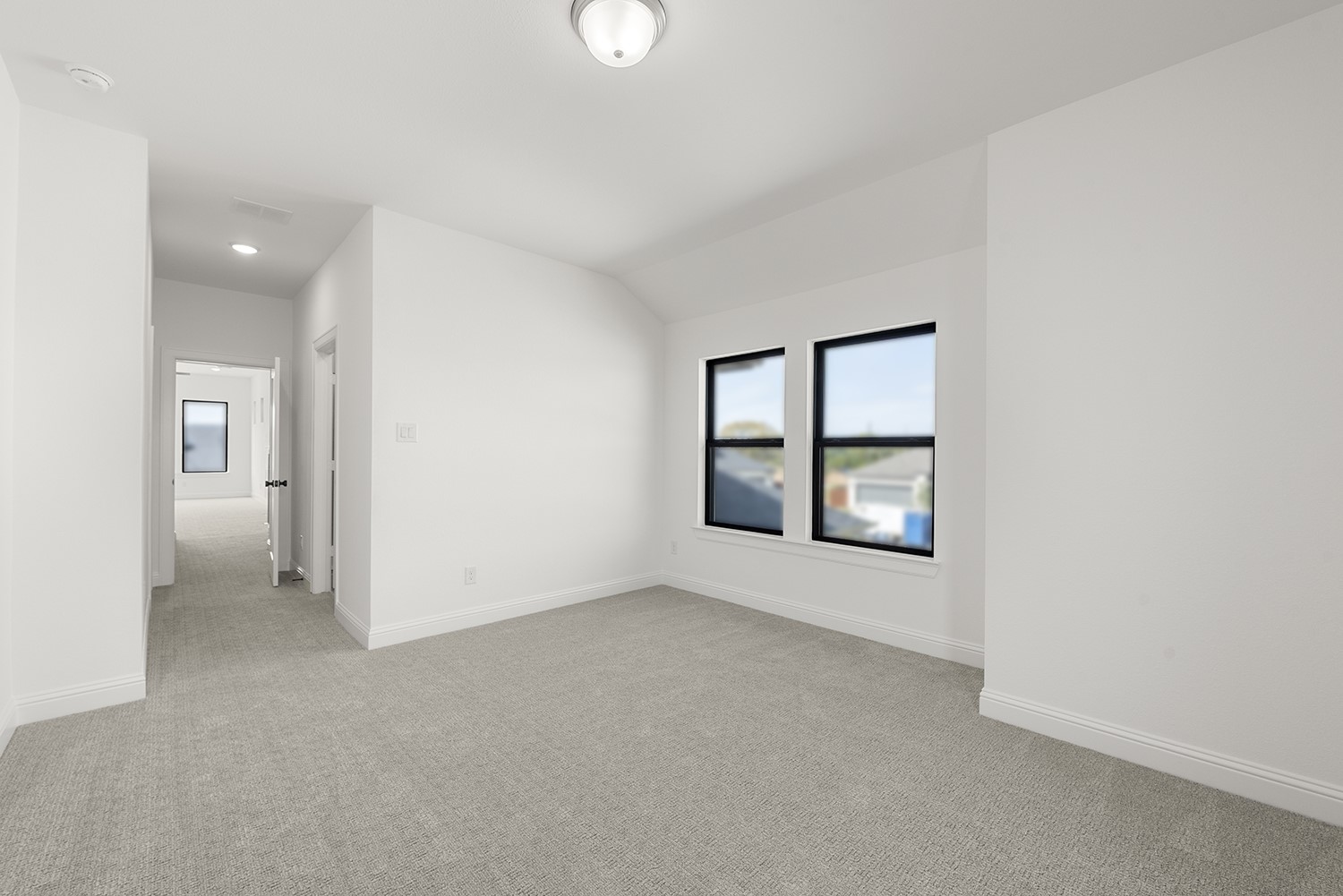 5002 Fountainhead Lane Property Photo 37