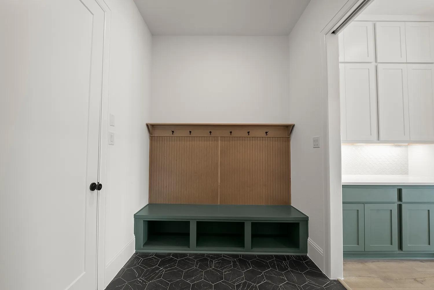 5002 Fountainhead Lane Property Photo 39