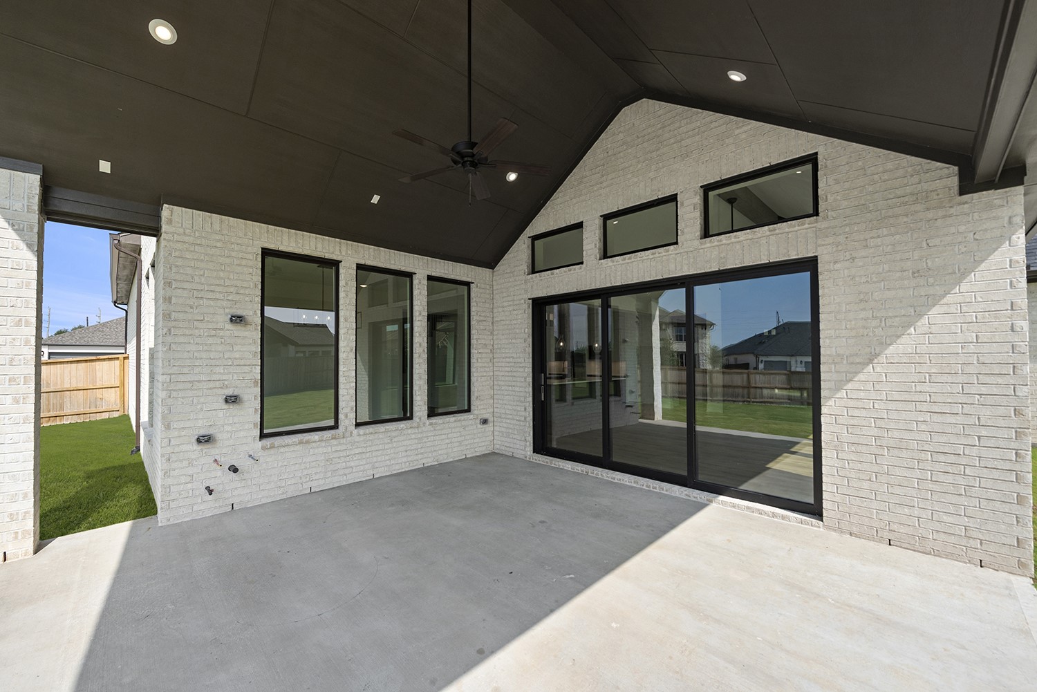 5002 Fountainhead Lane Property Photo 43