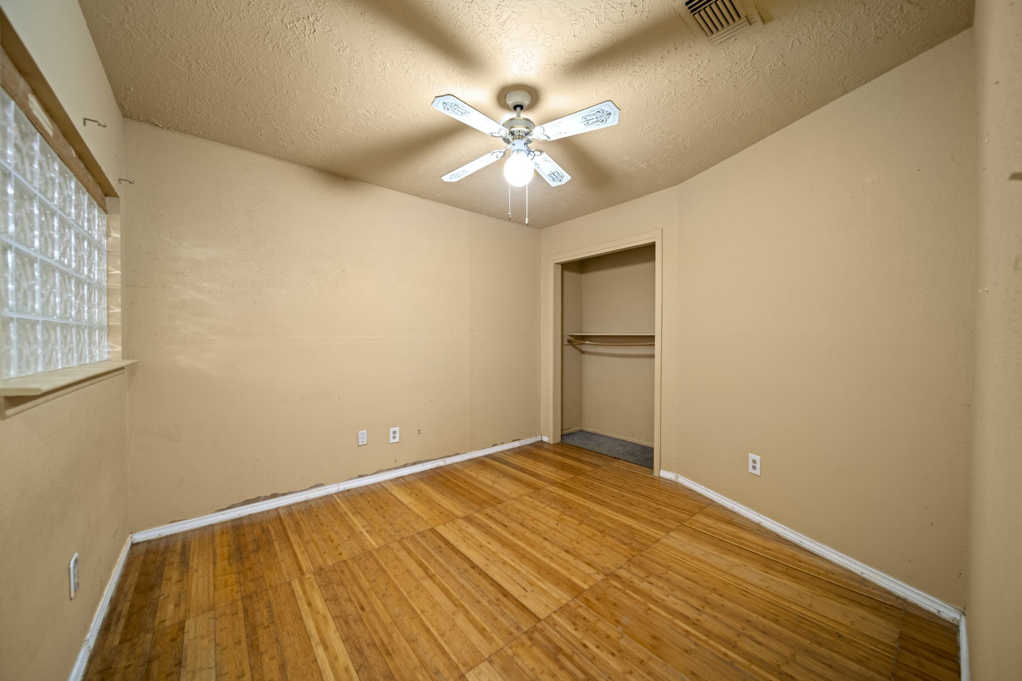 7535 Roaring Springs Drive Property Photo 13