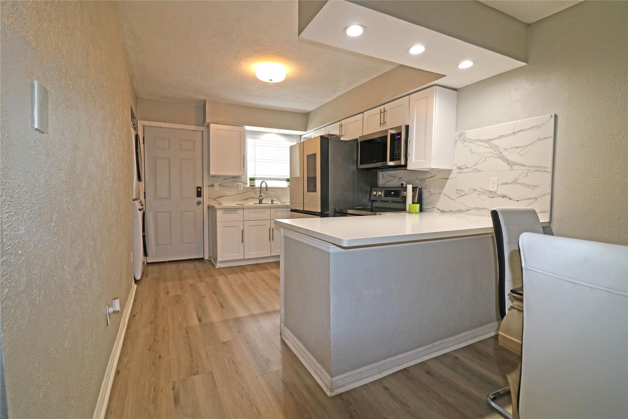 6305 Westward Street # 110, Houston TX 77081 Property Photo 1