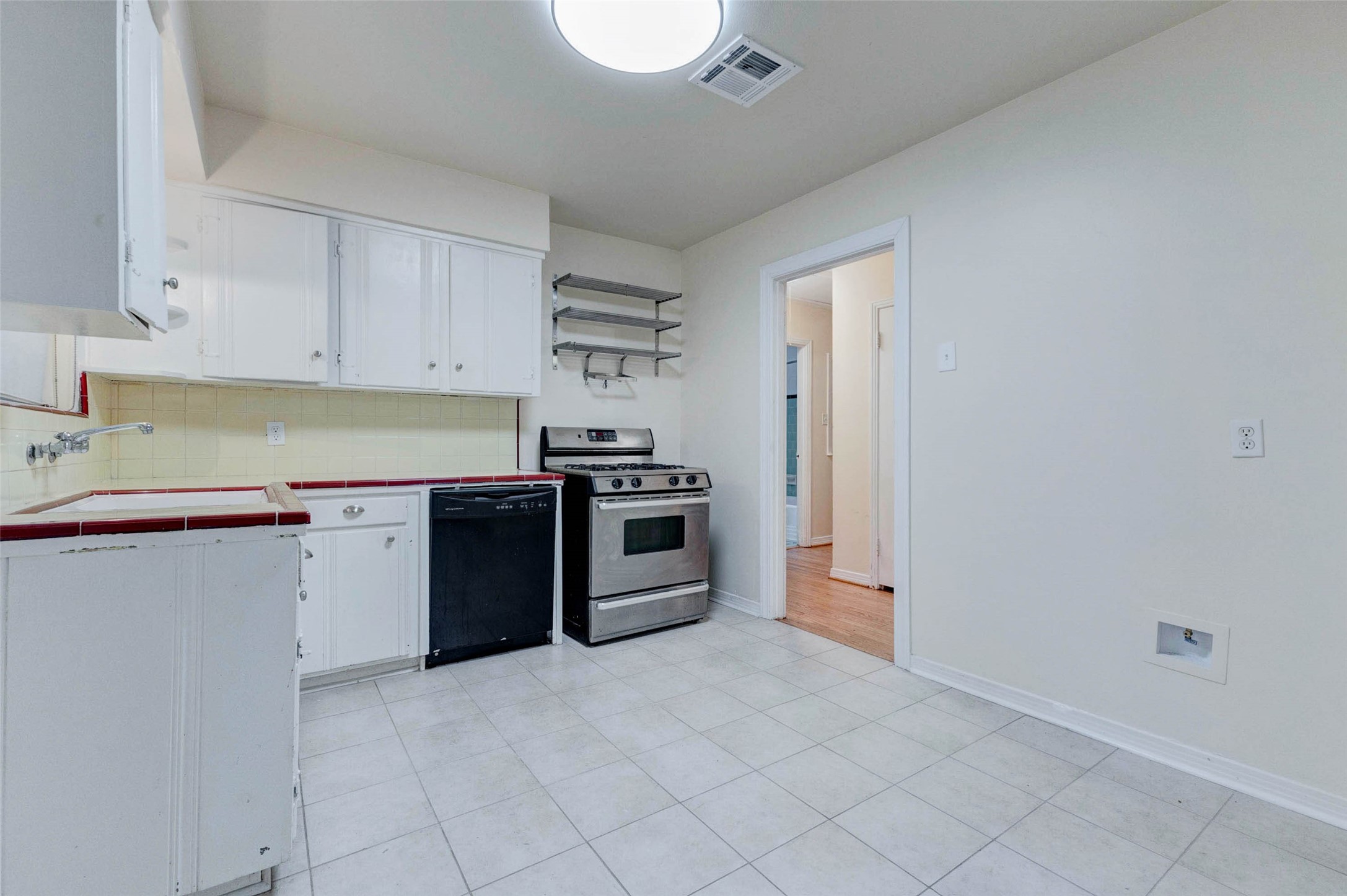 4026 Omeara Drive Property Photo 8