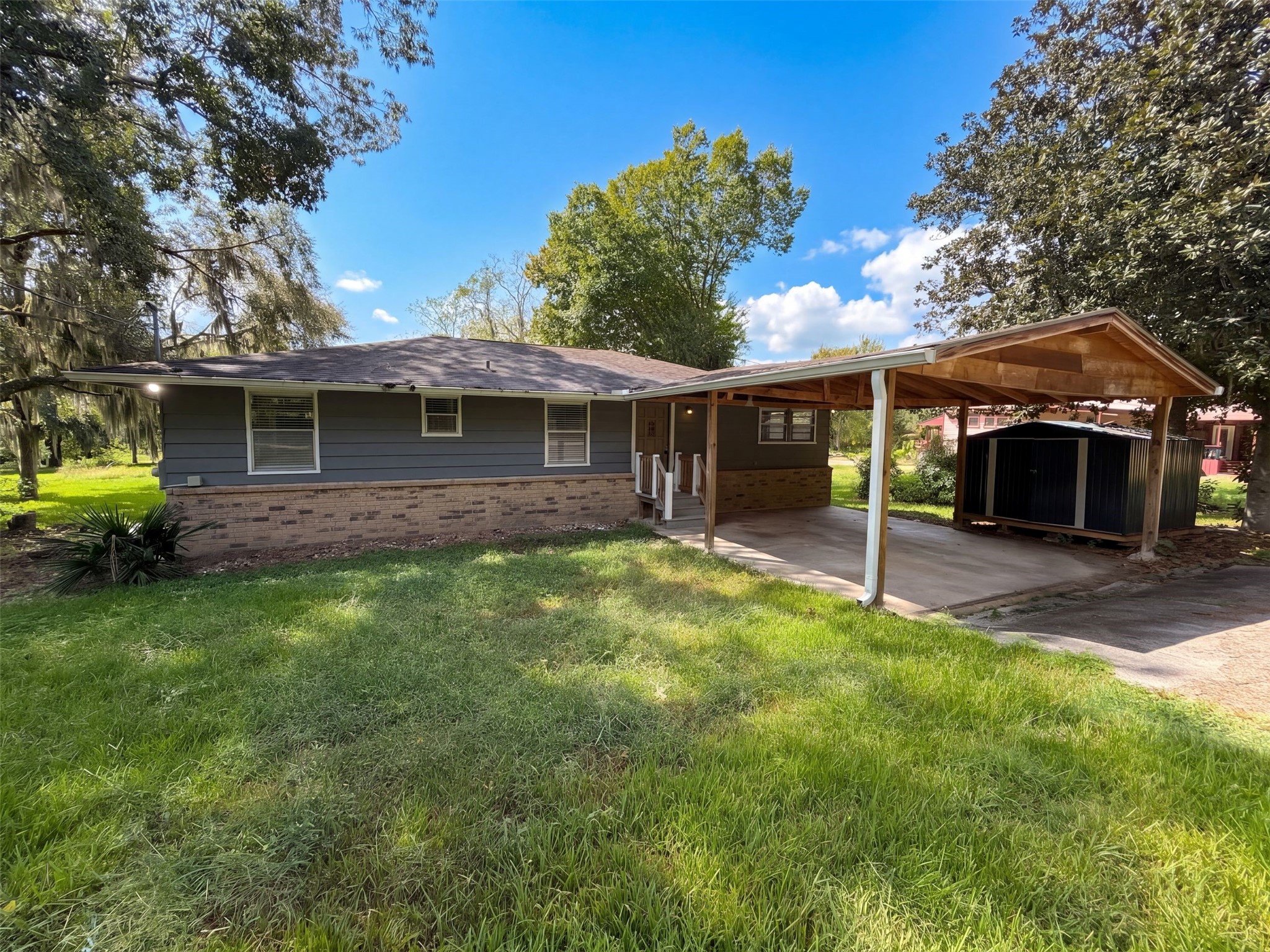 239 Spring Creek Drive Property Photo 1