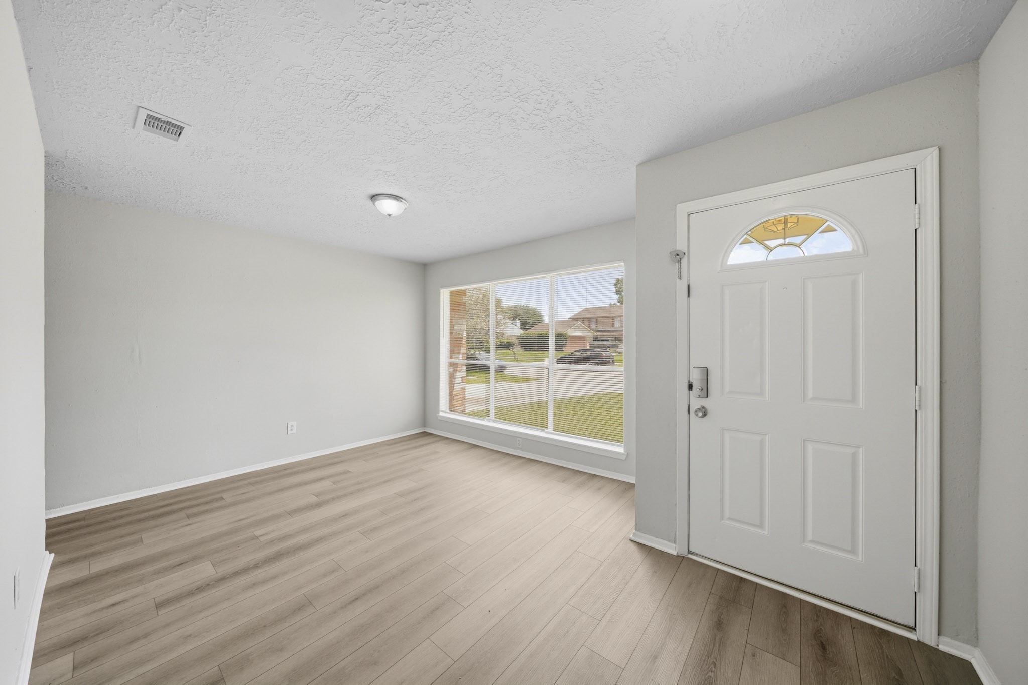 8418 Lone Quail Drive Property Photo 2