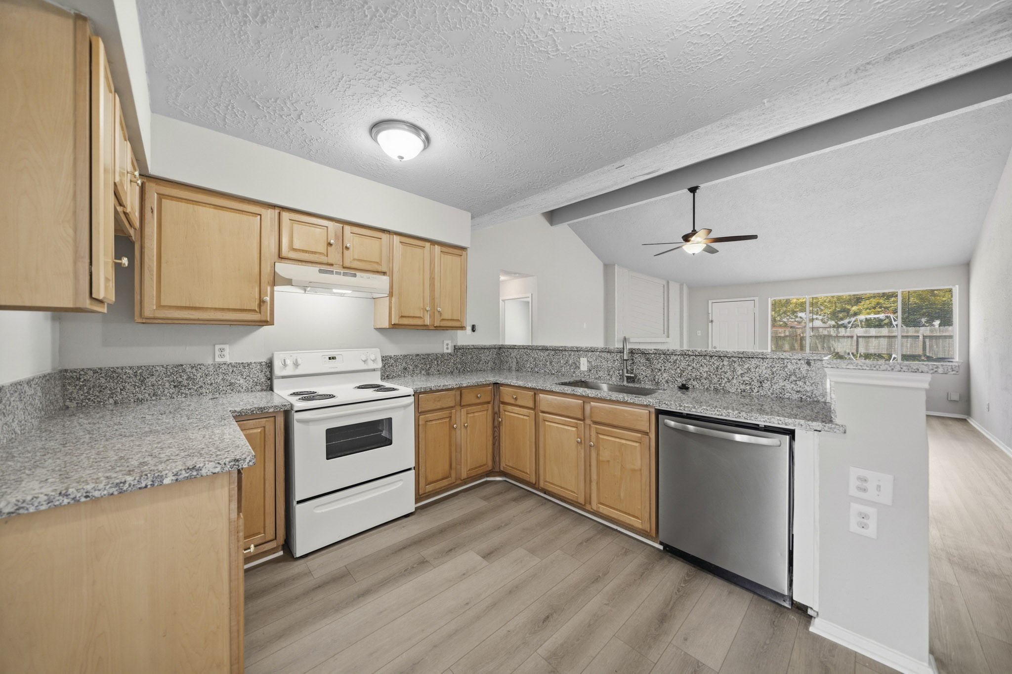 8418 Lone Quail Drive Property Photo 4