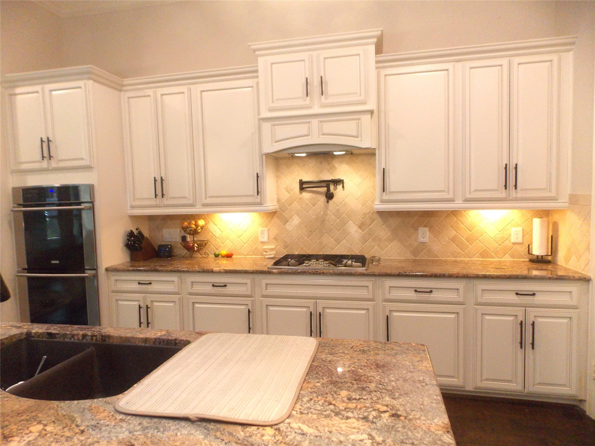 23423 Tavola Rosa Drive Property Photo