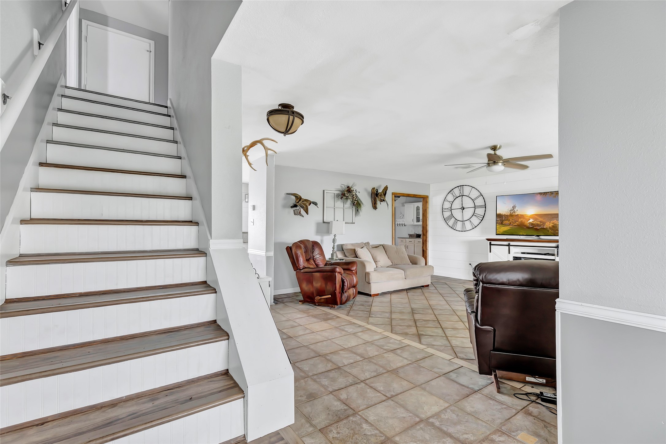 1305 County Road 2089 Property Photo 5