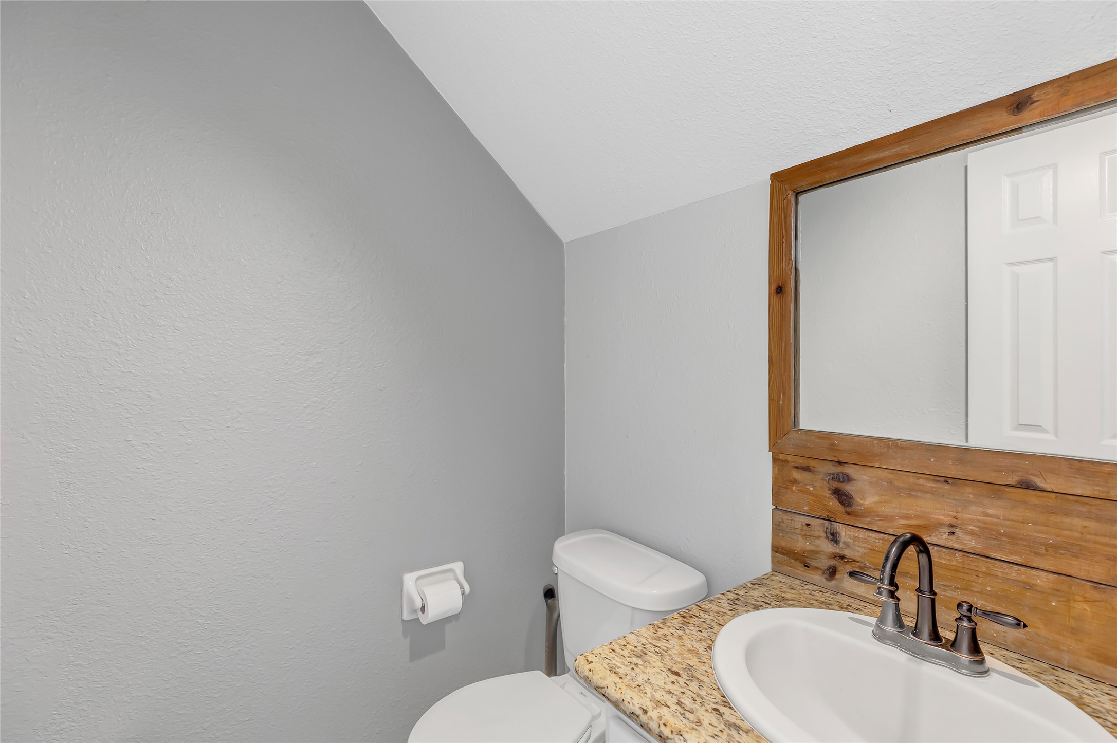 1305 County Road 2089 Property Photo 26