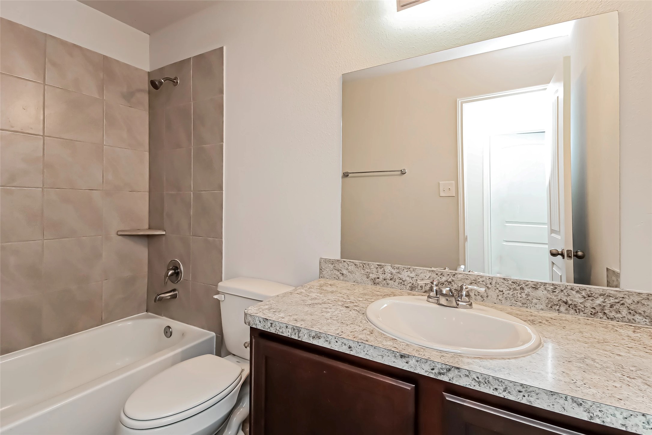 2769 Madison Court Property Photo 14