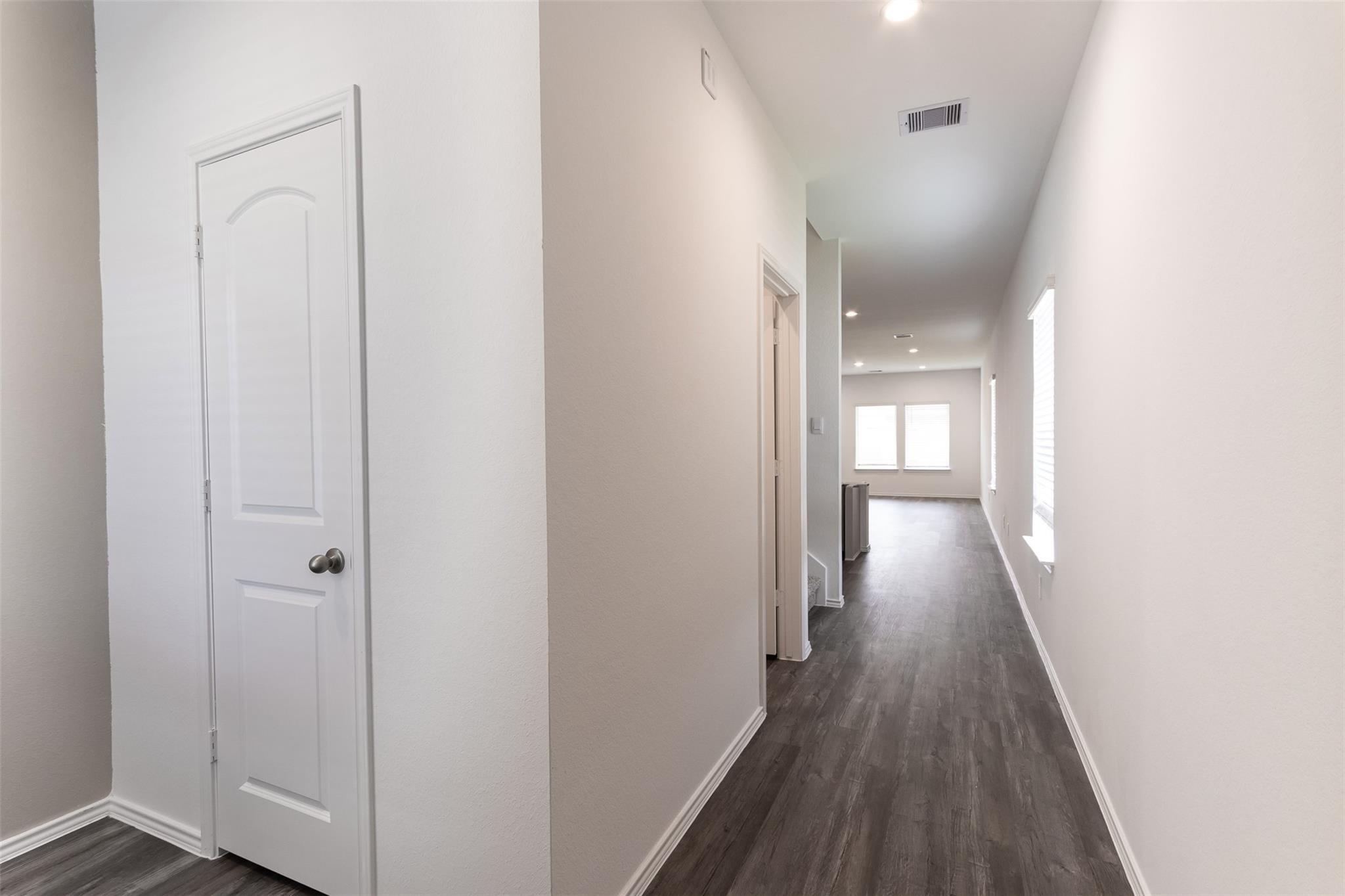 5602 Sycamore Glen Drive Property Photo 5