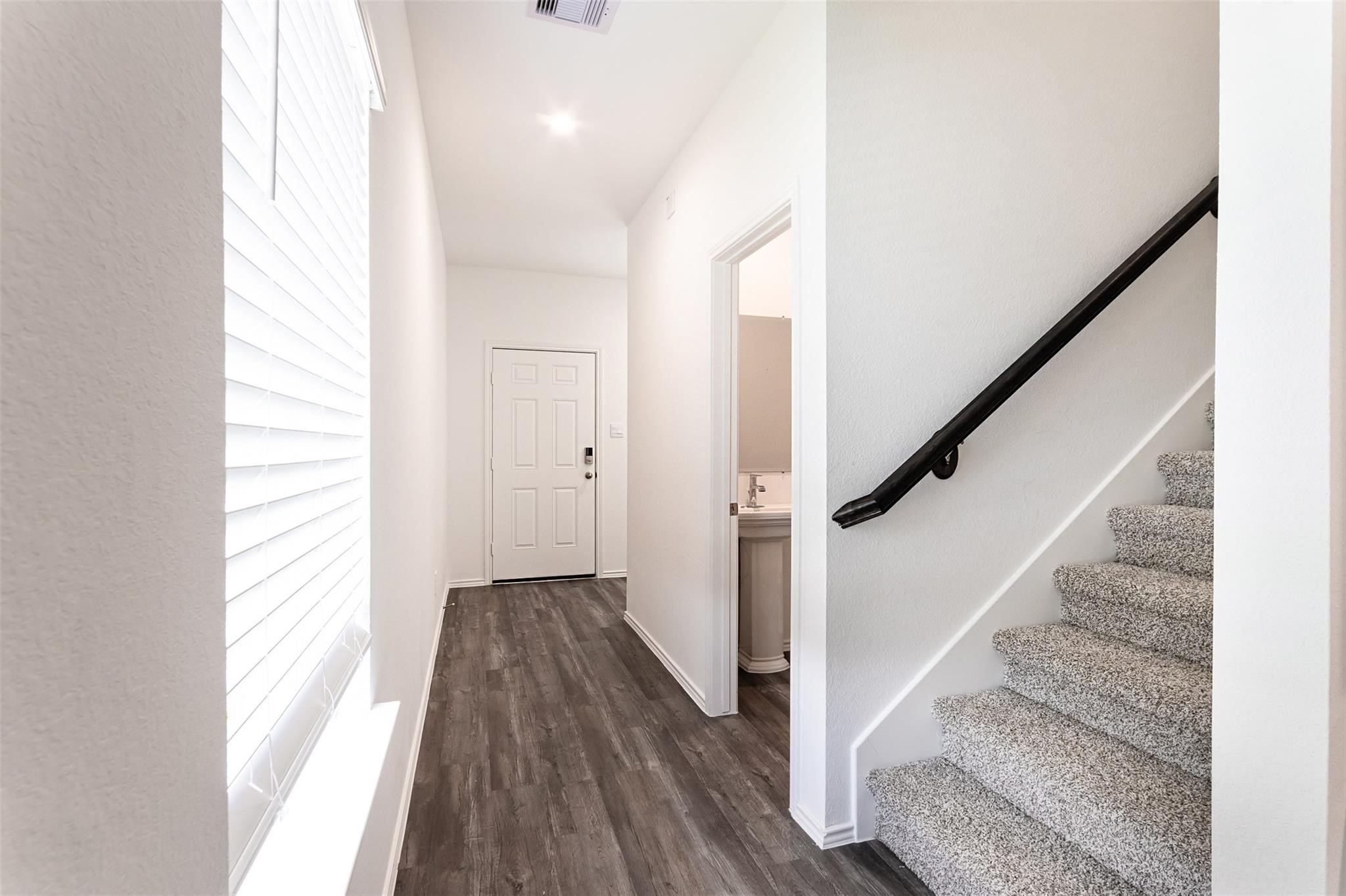 5602 Sycamore Glen Drive Property Photo 6