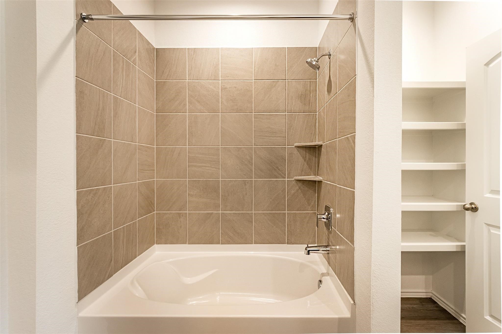5602 Sycamore Glen Drive Property Photo 31