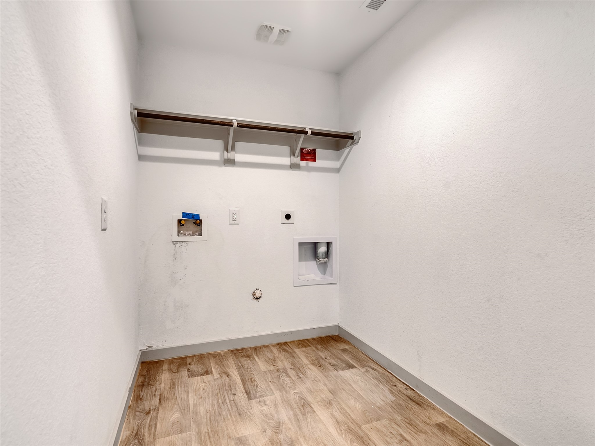 8003 Black Forest Lane Property Photo 10