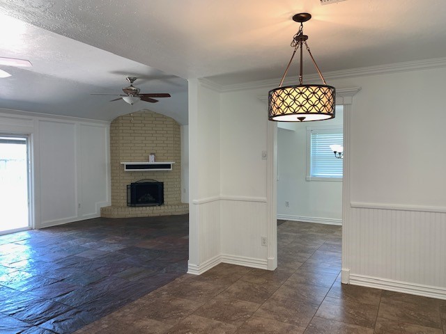 6650 Grove Field Lane Property Photo 4