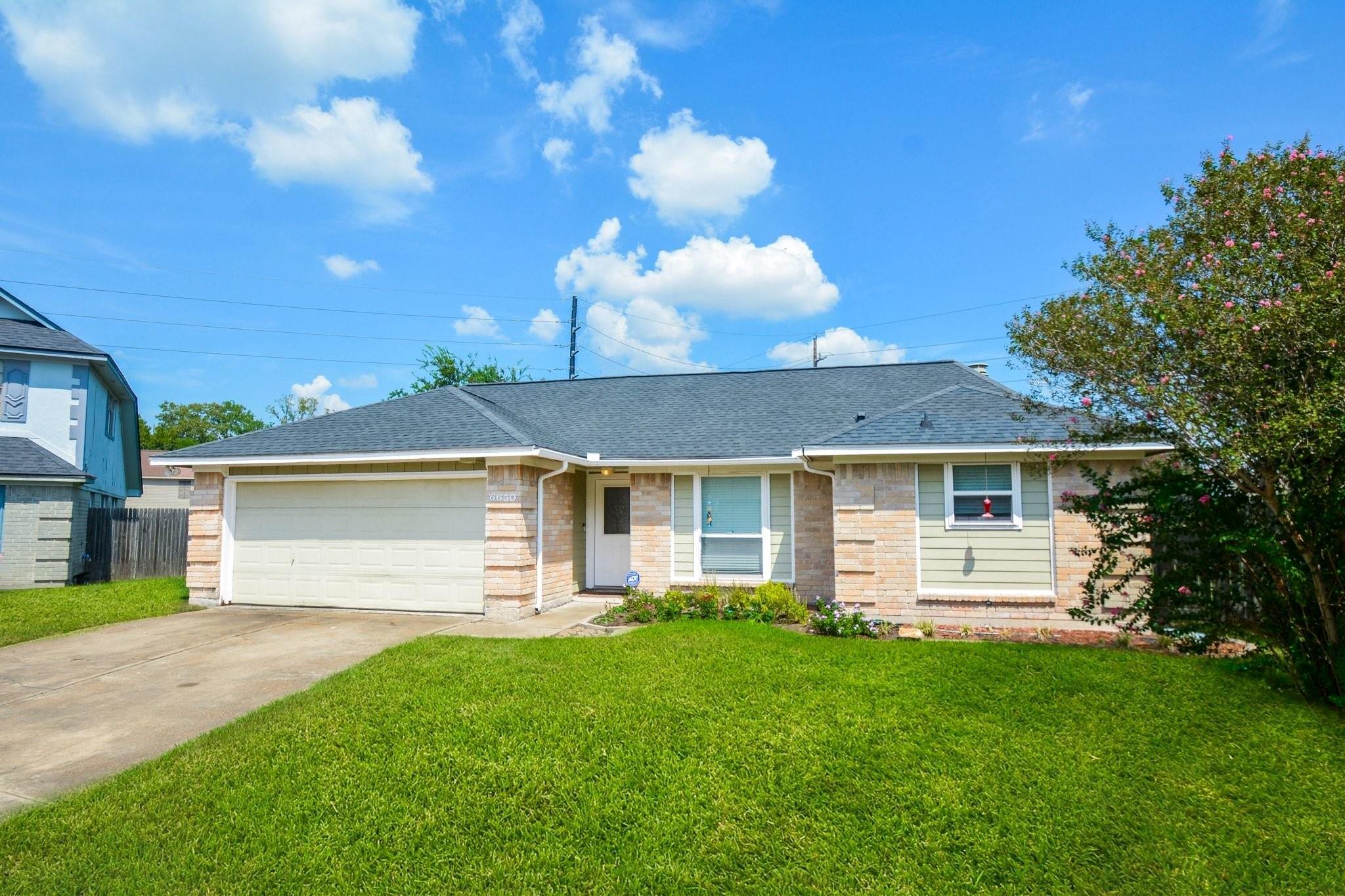 6650 Grove Field Lane Property Photo 17