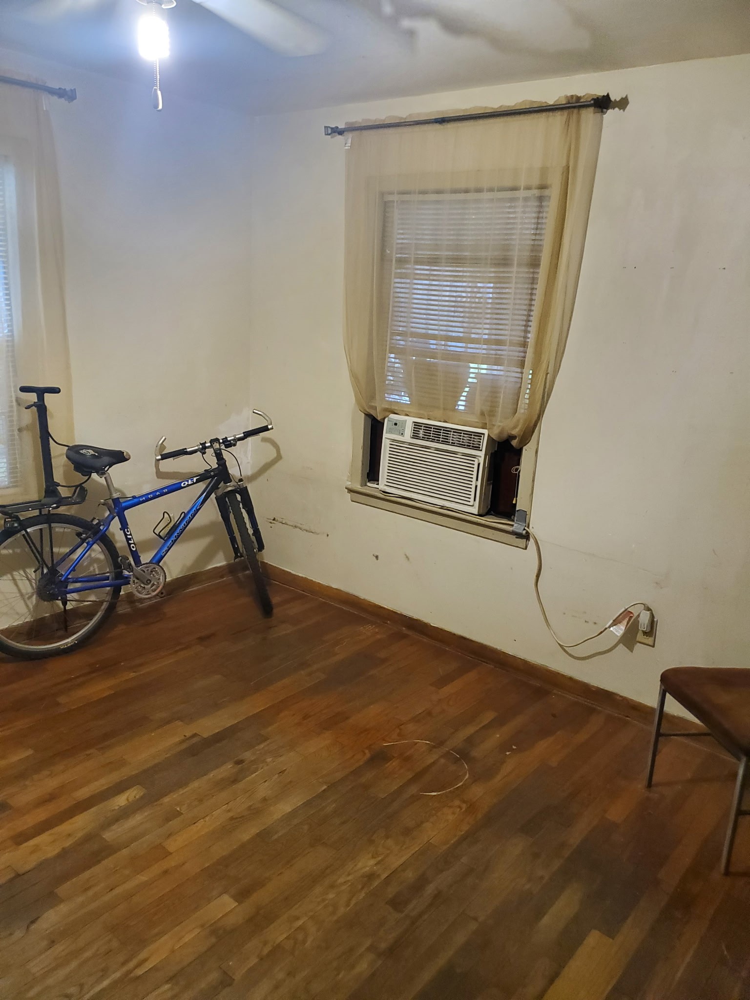 8038 Talton Street Property Photo 10