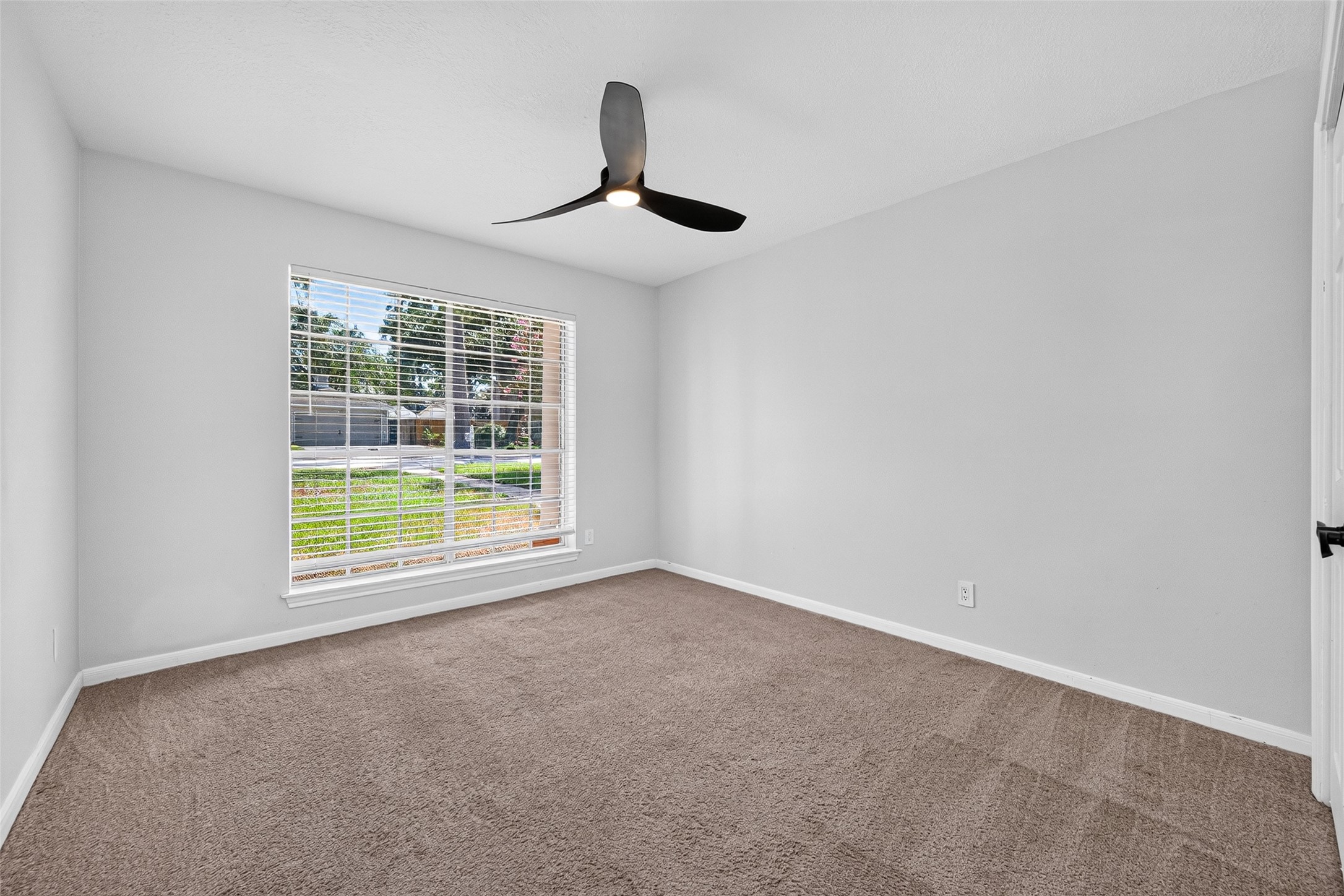 1319 Forsythe Lane Property Photo 29
