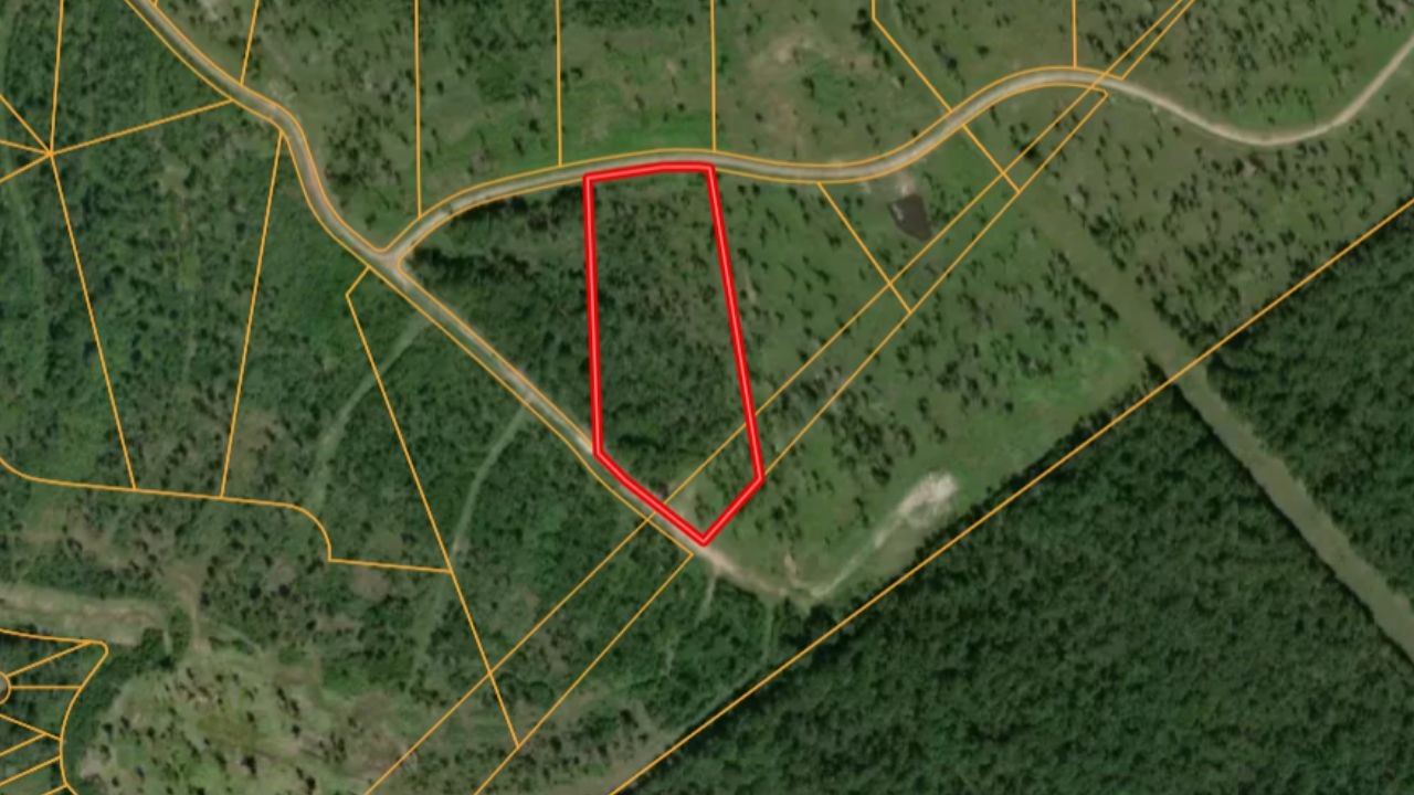 Lot 10 Eagle Falls Boulevard Property Photo 1