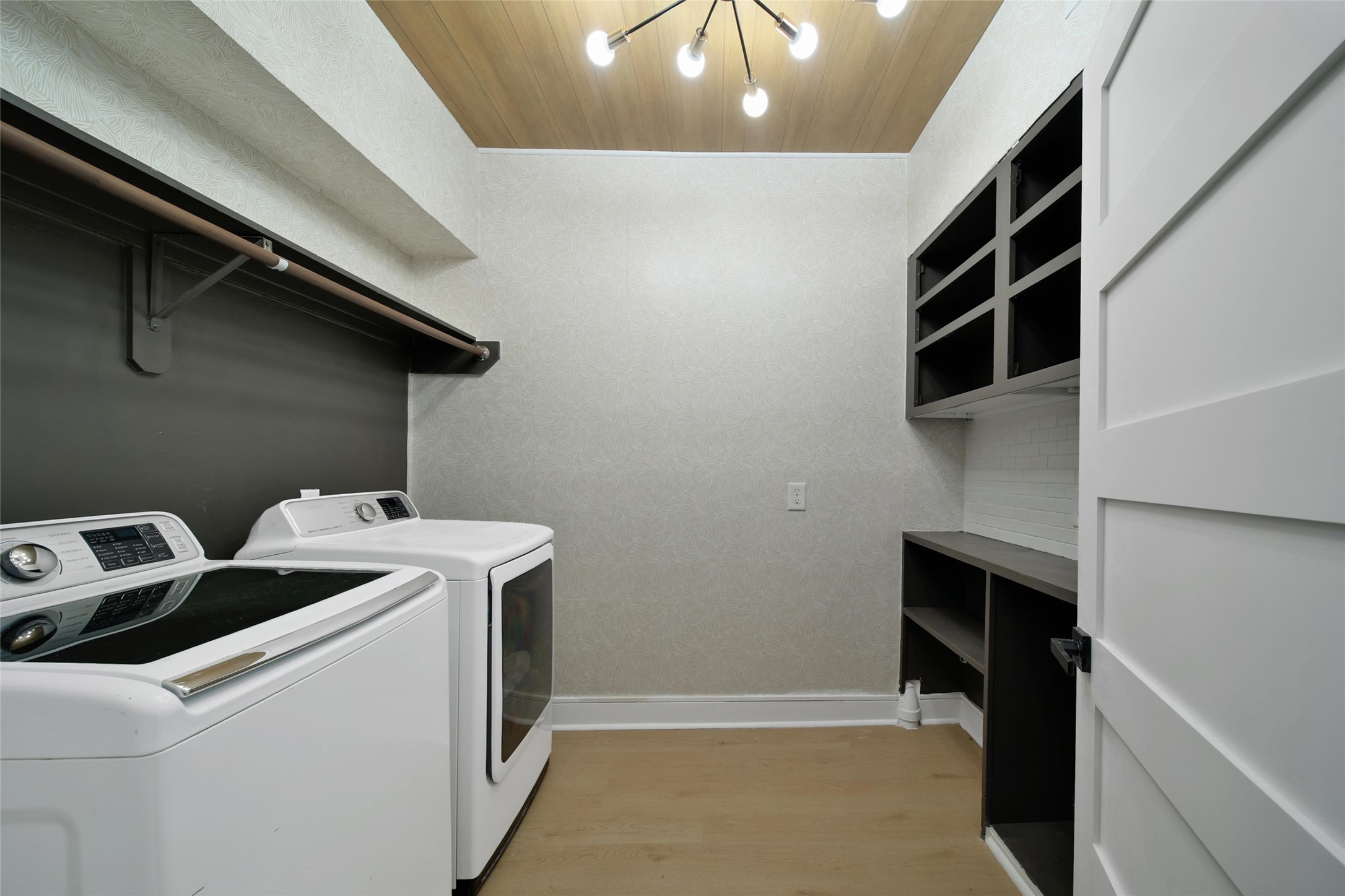 140 S Timber Top Drive Property Photo 30