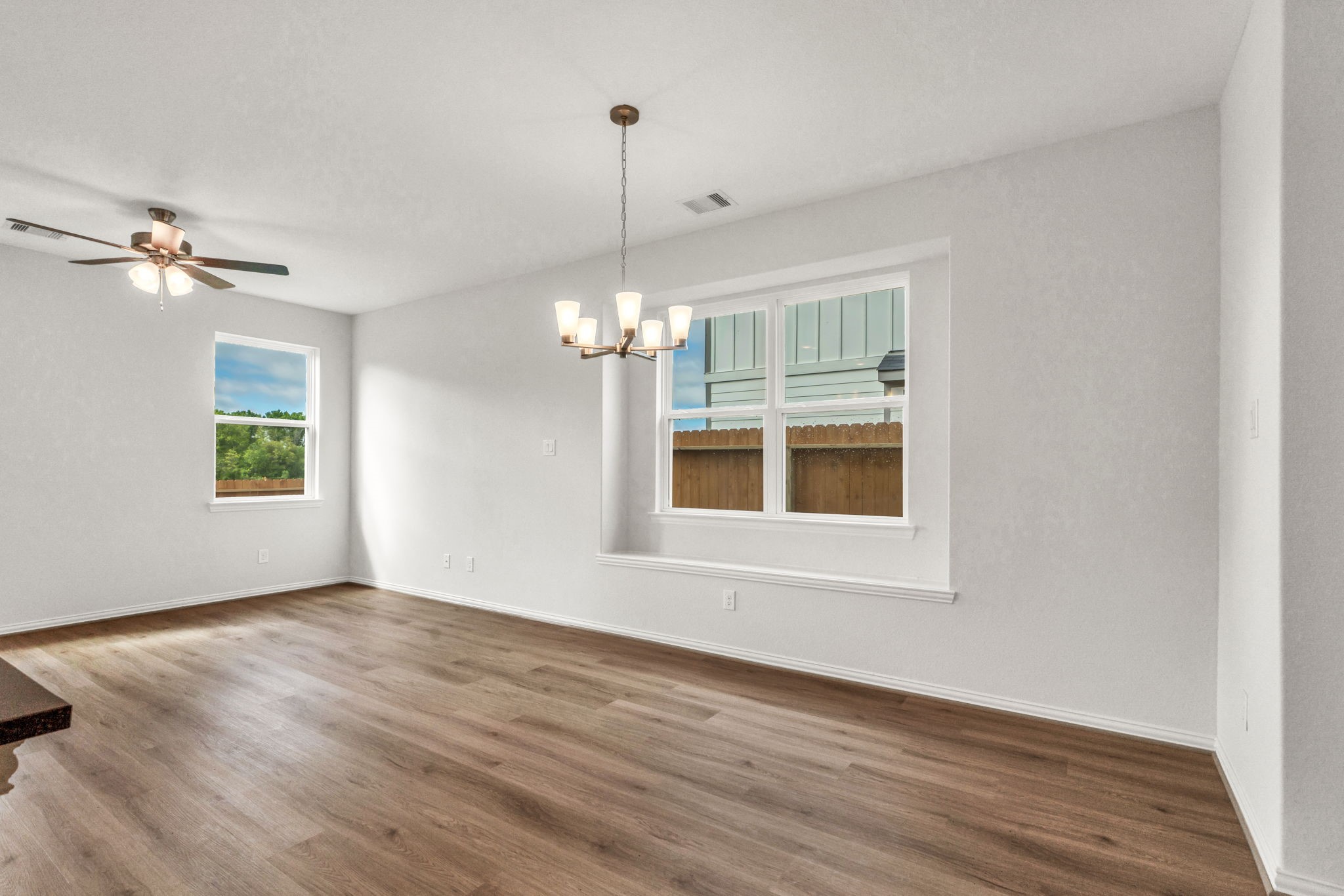27839 Western Creek Ct Property Photo 6