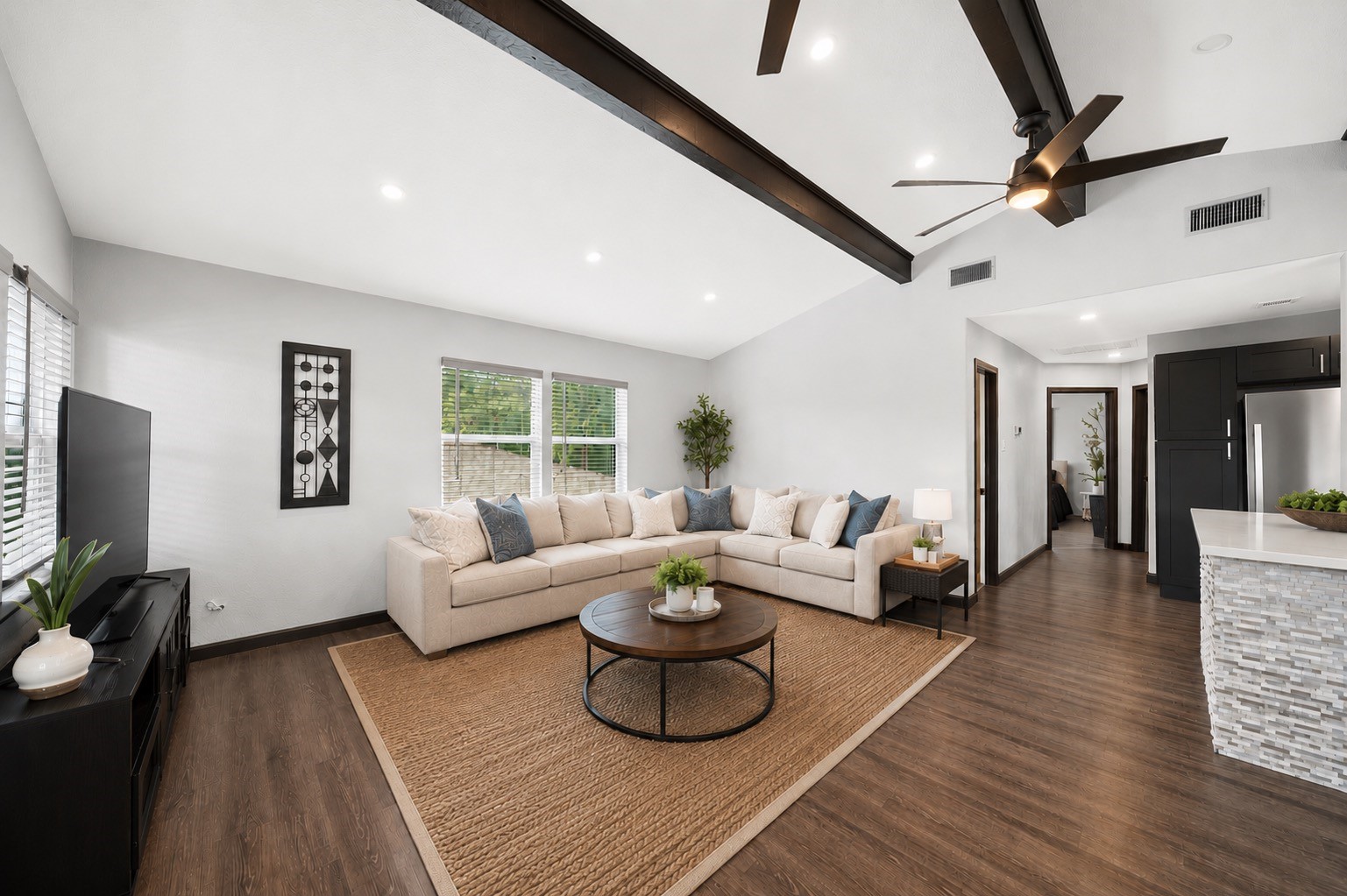 3802 Bayshore Drive Property Photo 6