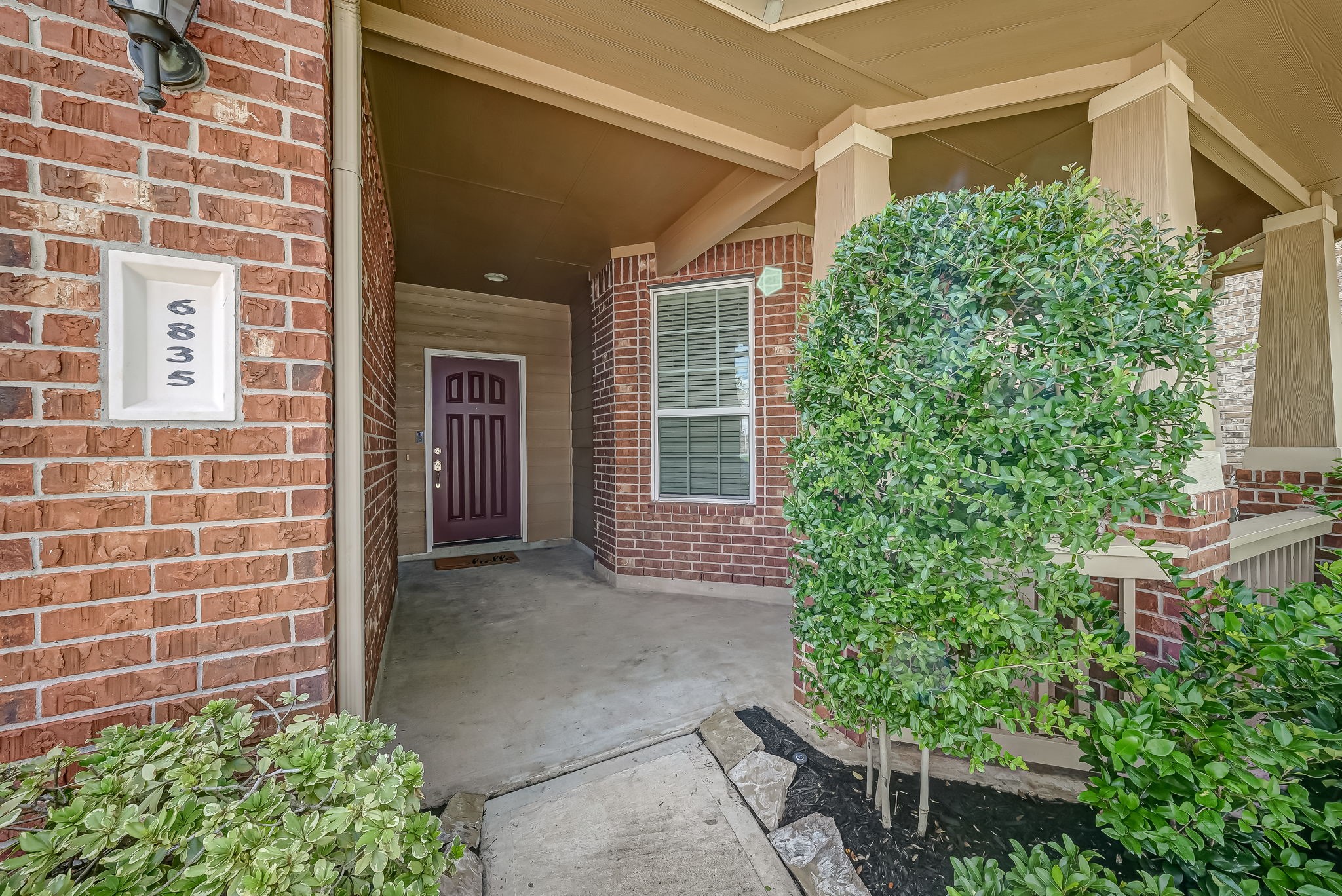 6835 Blue Glade Drive Property Photo 3