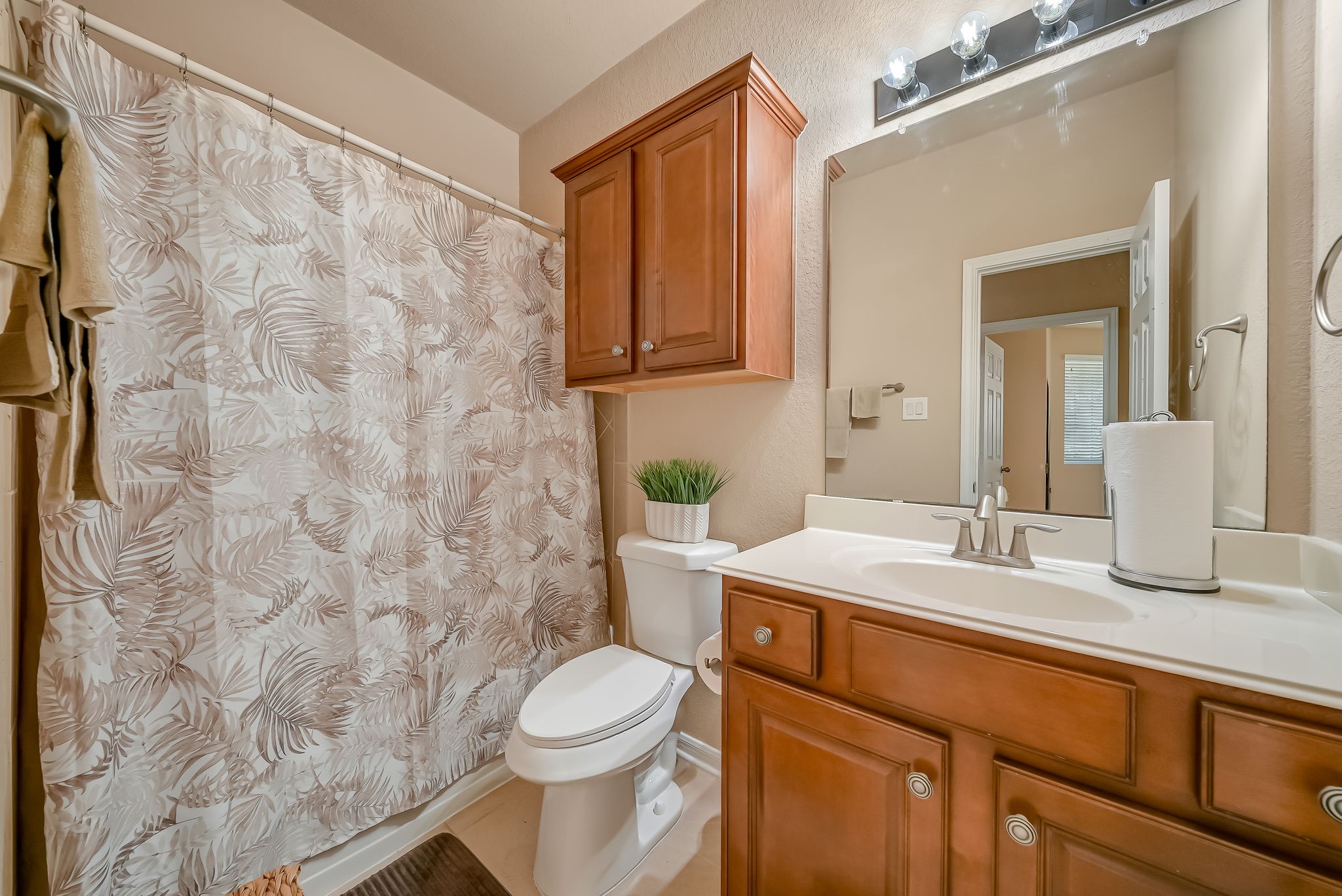 6835 Blue Glade Drive Property Photo 10
