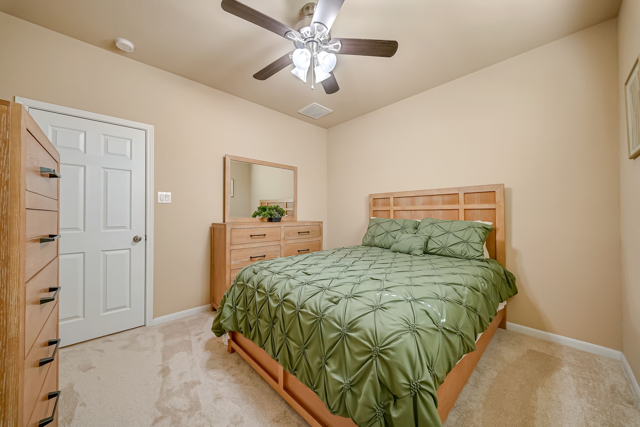 6835 Blue Glade Drive Property Photo 11