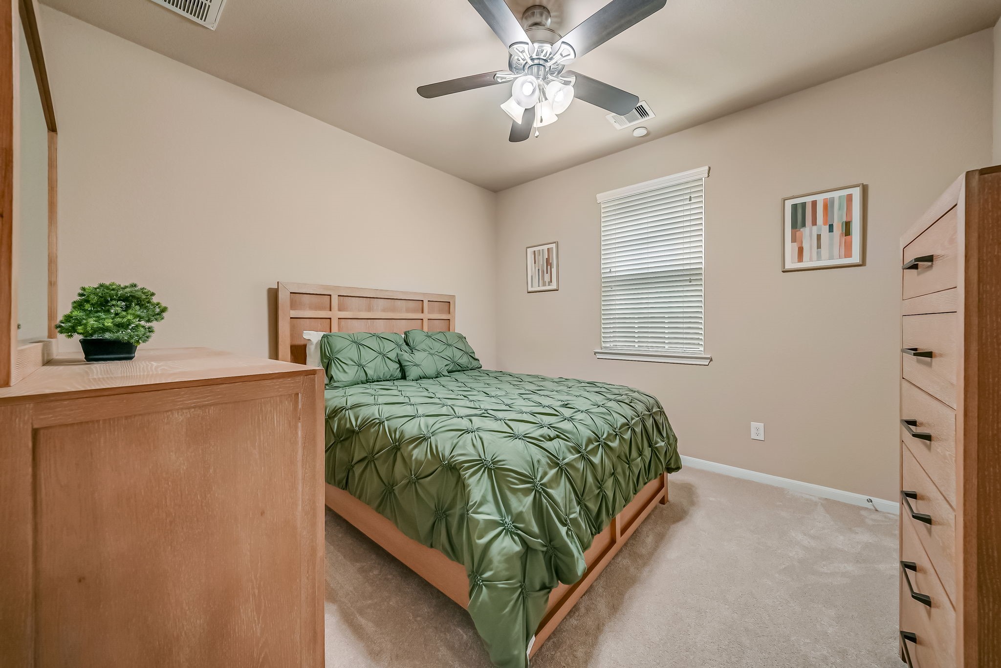 6835 Blue Glade Drive Property Photo 12