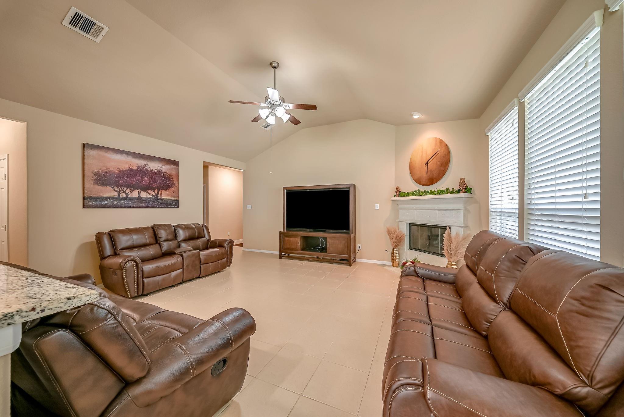 6835 Blue Glade Drive, Richmond Tx 77406 Property Photo 22