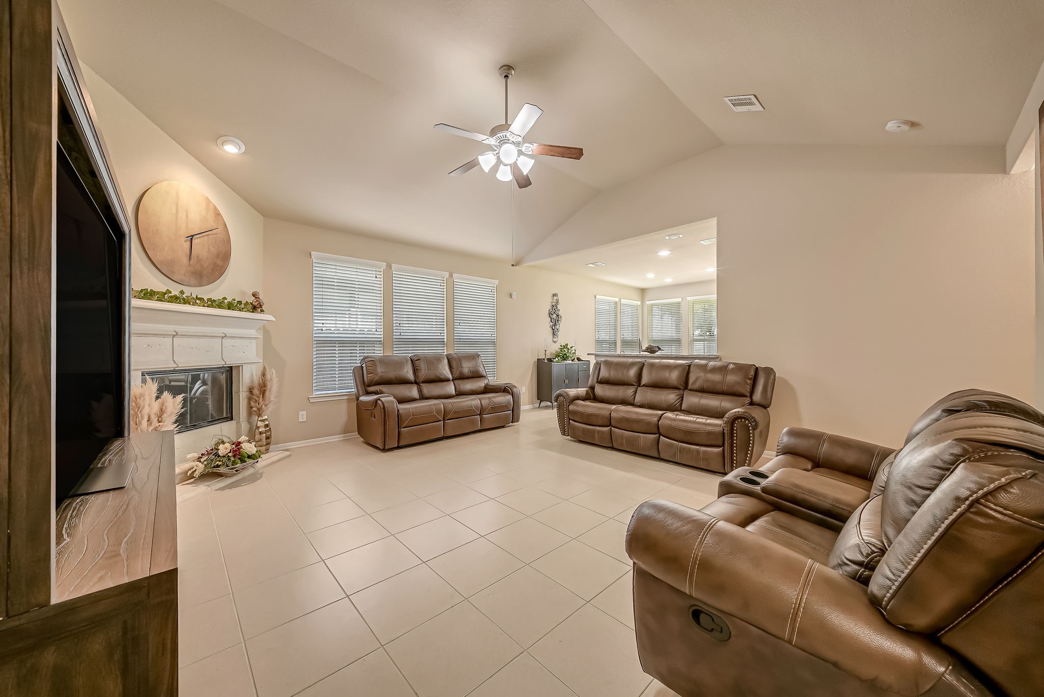 6835 Blue Glade Drive Property Photo 24