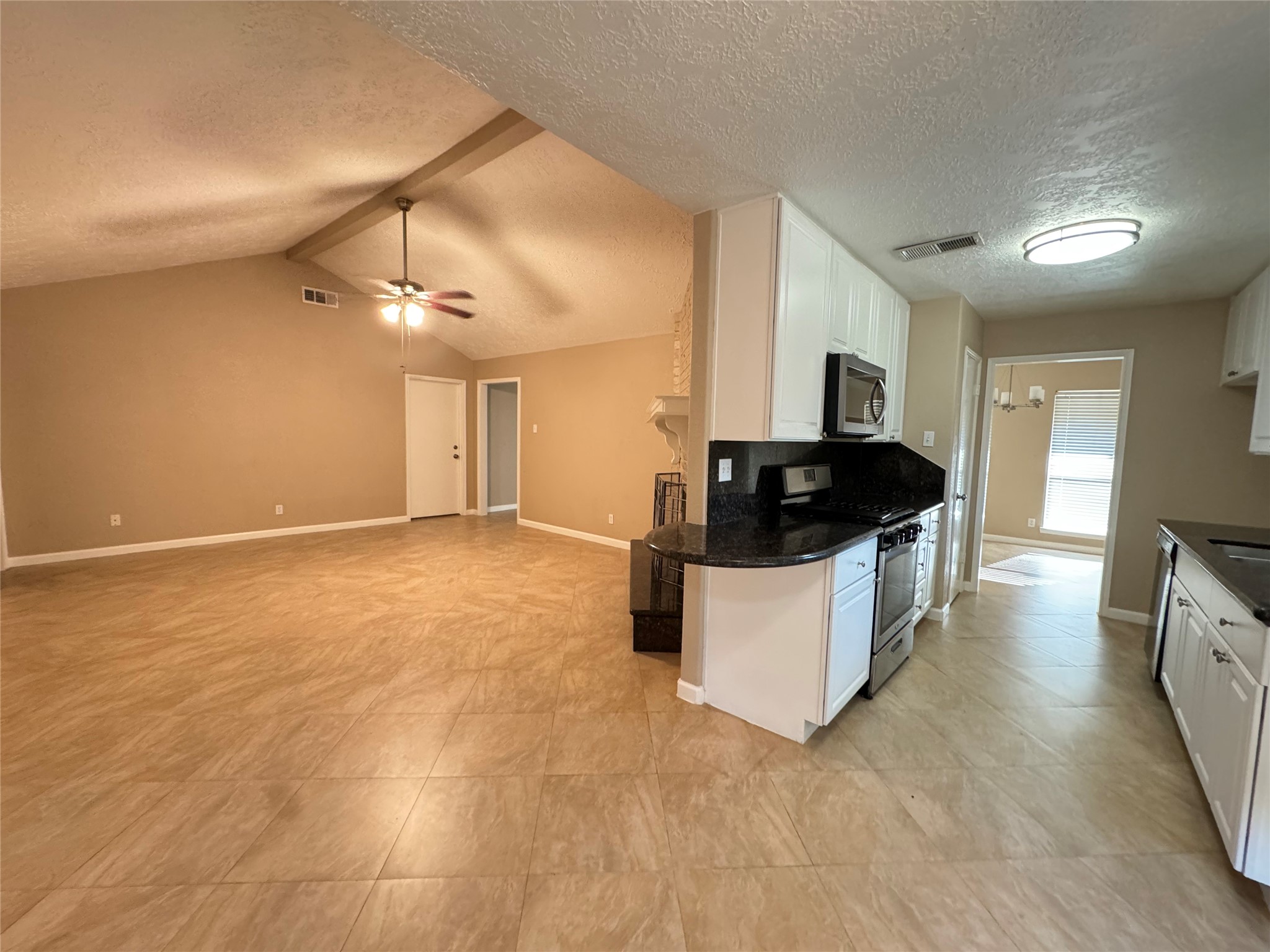 28922 Savannah Drive Property Photo 10