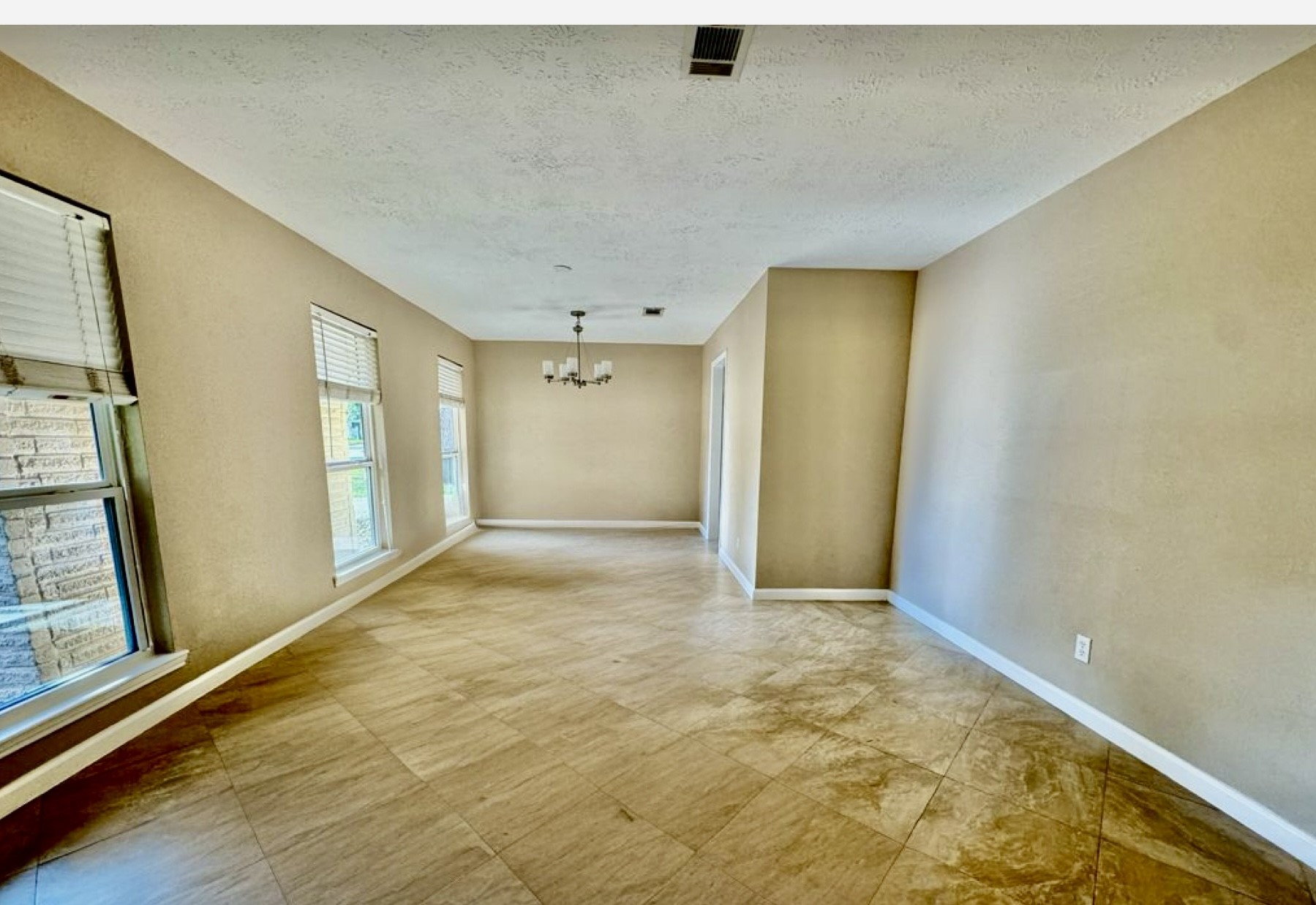28922 Savannah Drive Property Photo 17