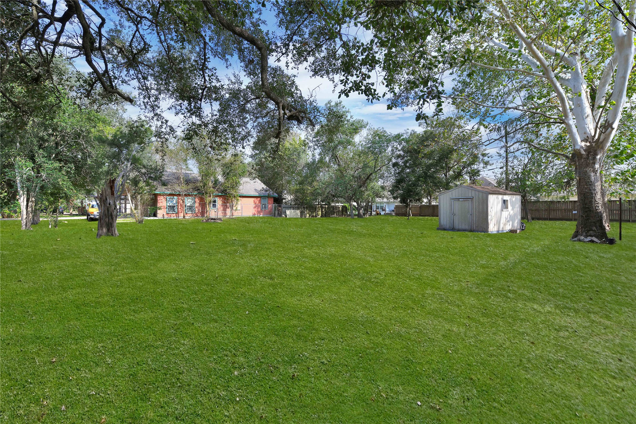 2531 S Grand Boulevard Property Photo 9