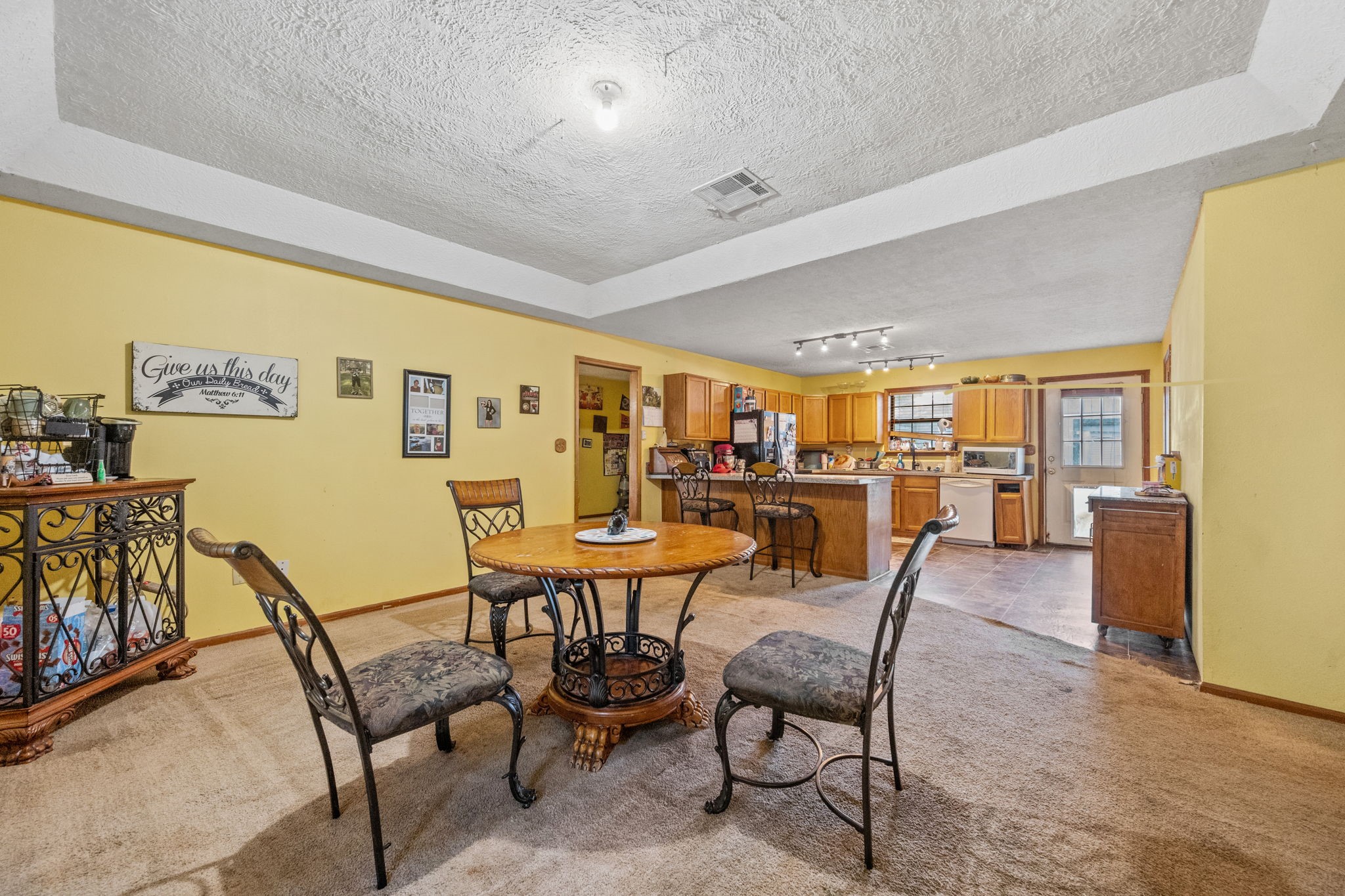 71 N Shady Oaks Drive Drive Property Photo 6