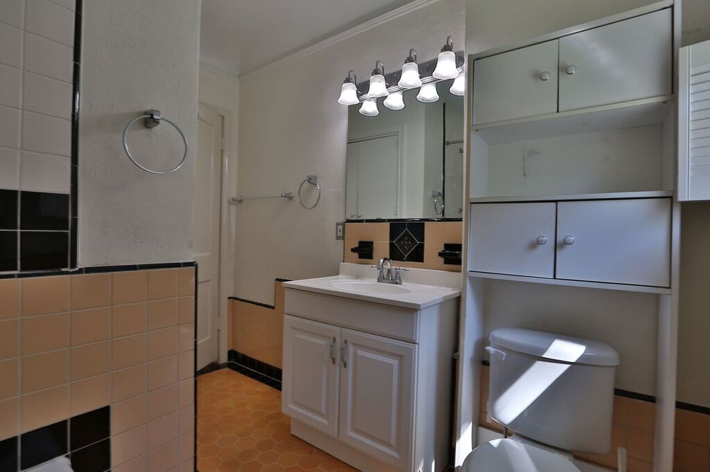3124 Jarrard Street Property Photo 25