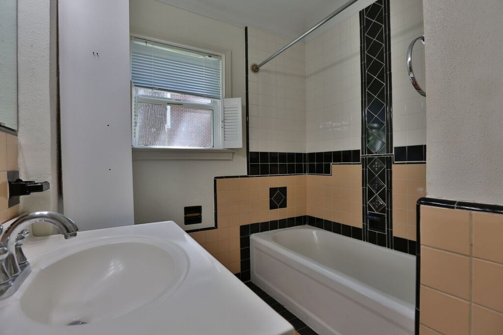 3124 Jarrard Street Property Photo 26