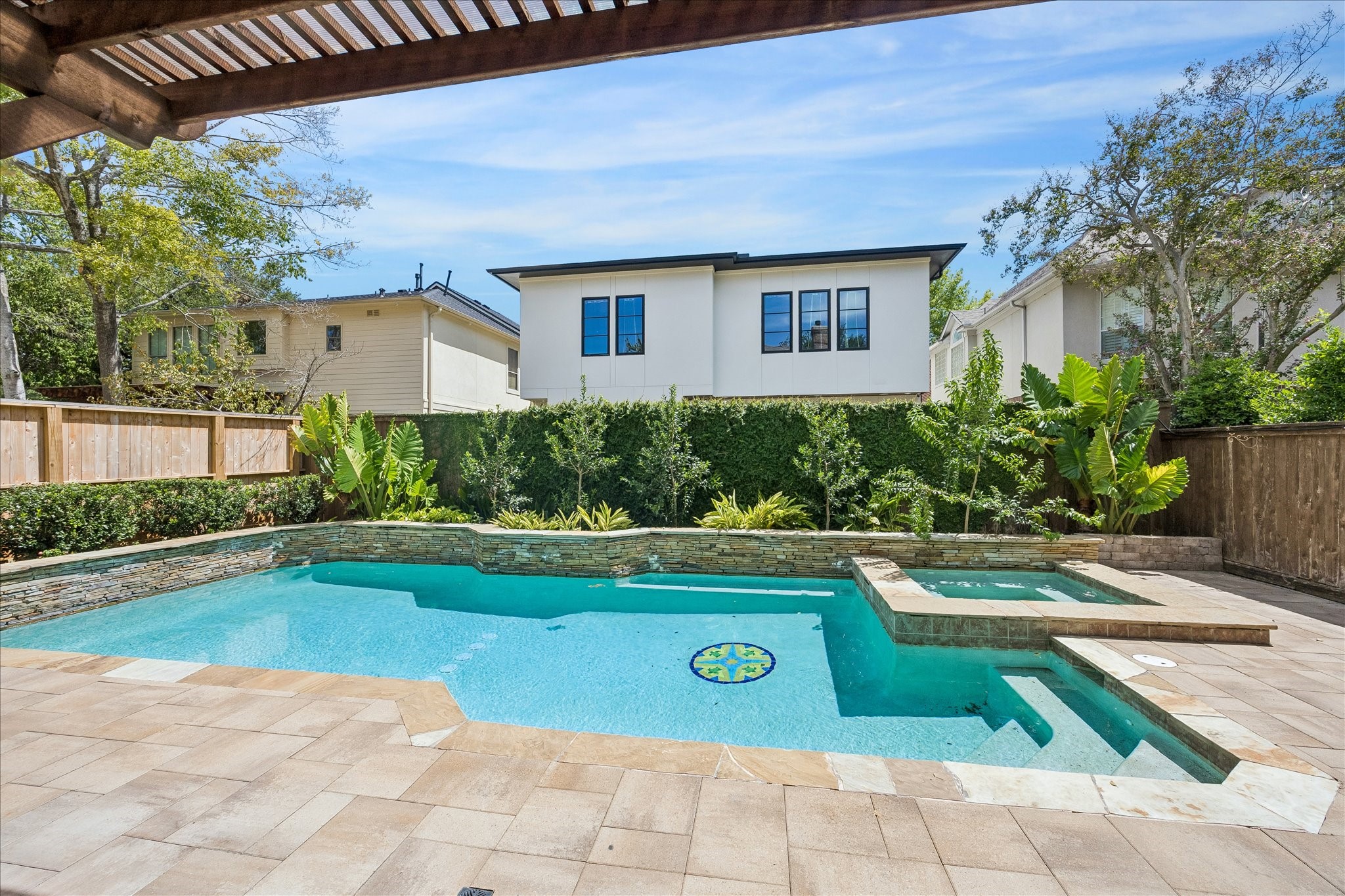 4111 Sunset Boulevard Property Photo 6