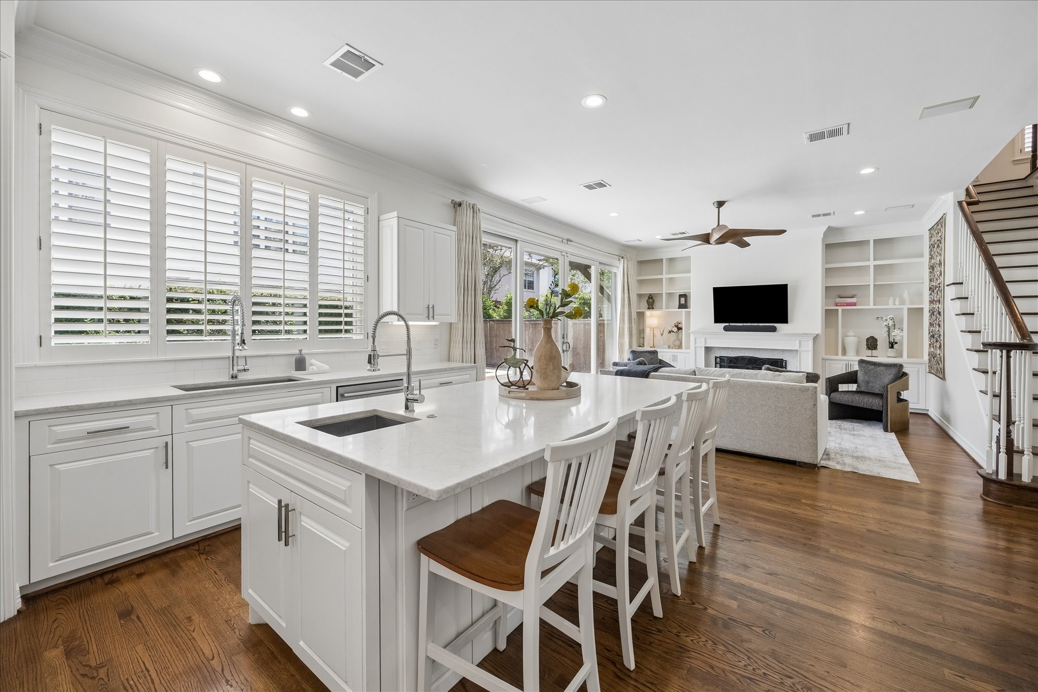 4111 Sunset Boulevard Property Photo 12