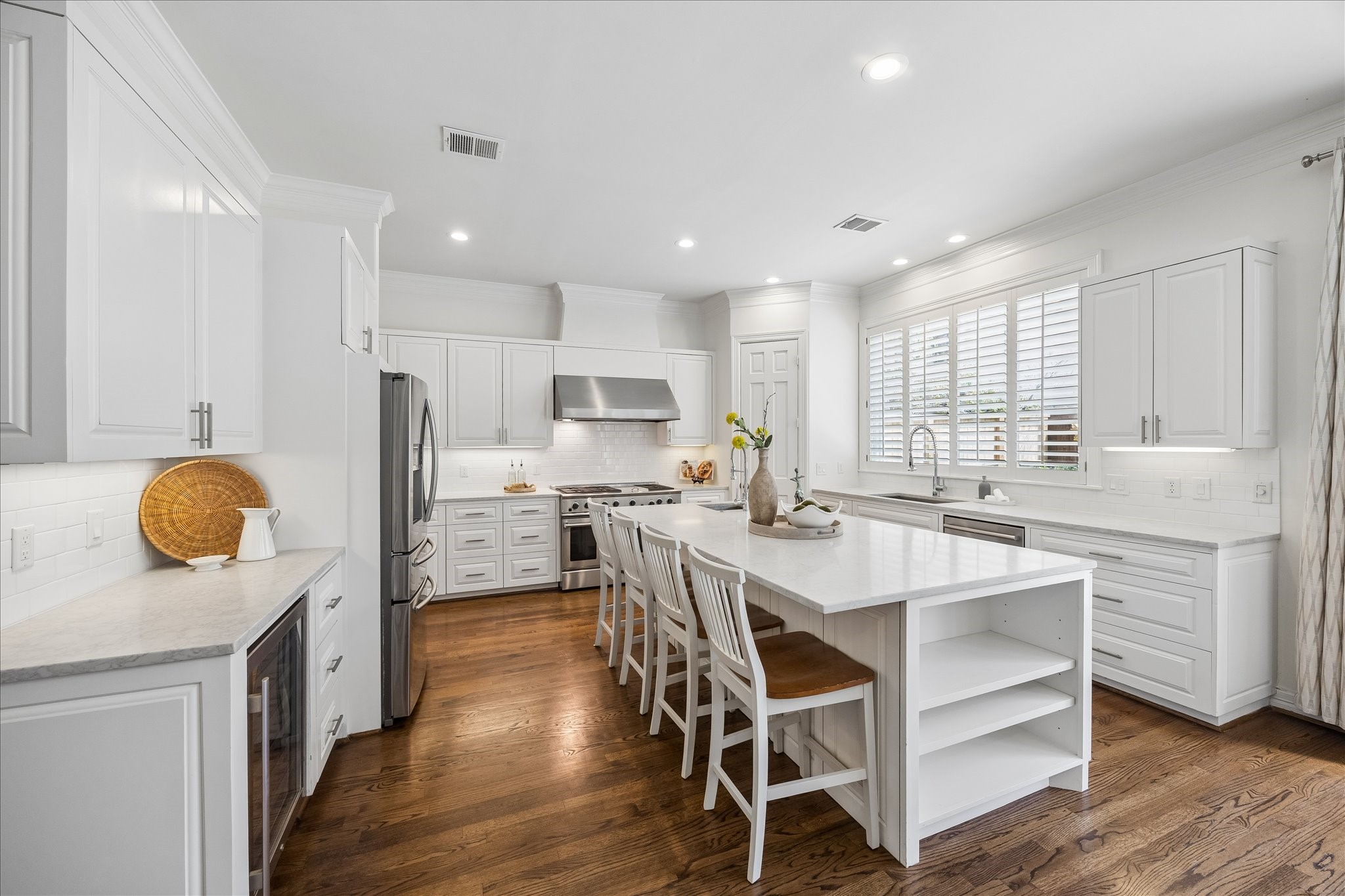 4111 Sunset Boulevard Property Photo 14