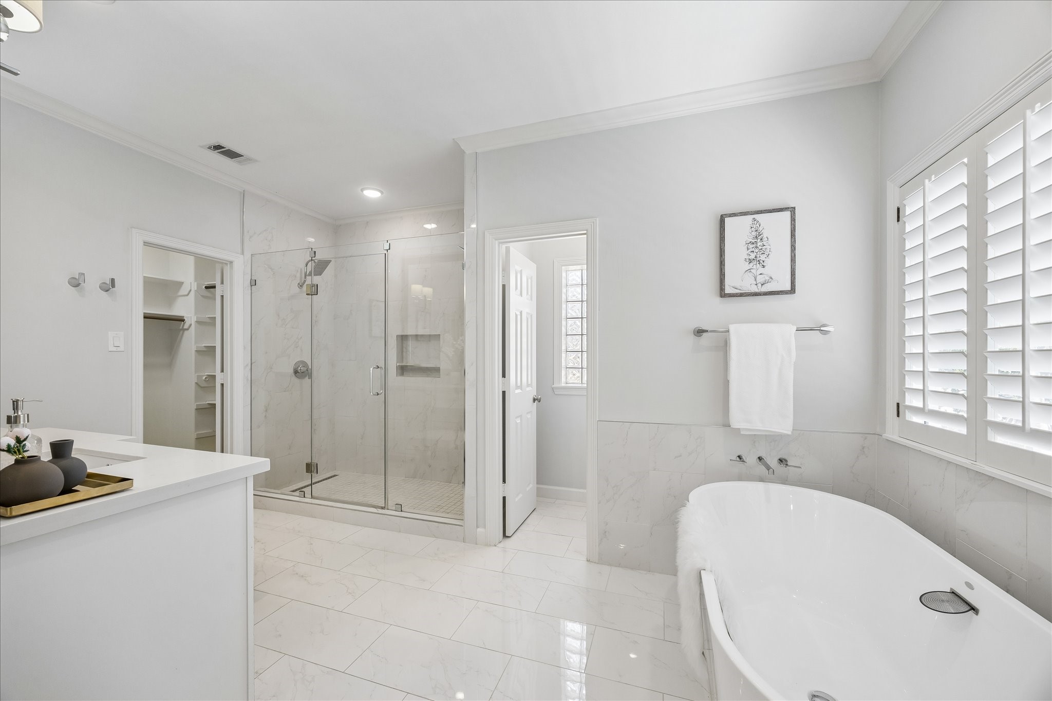 4111 Sunset Boulevard Property Photo 21