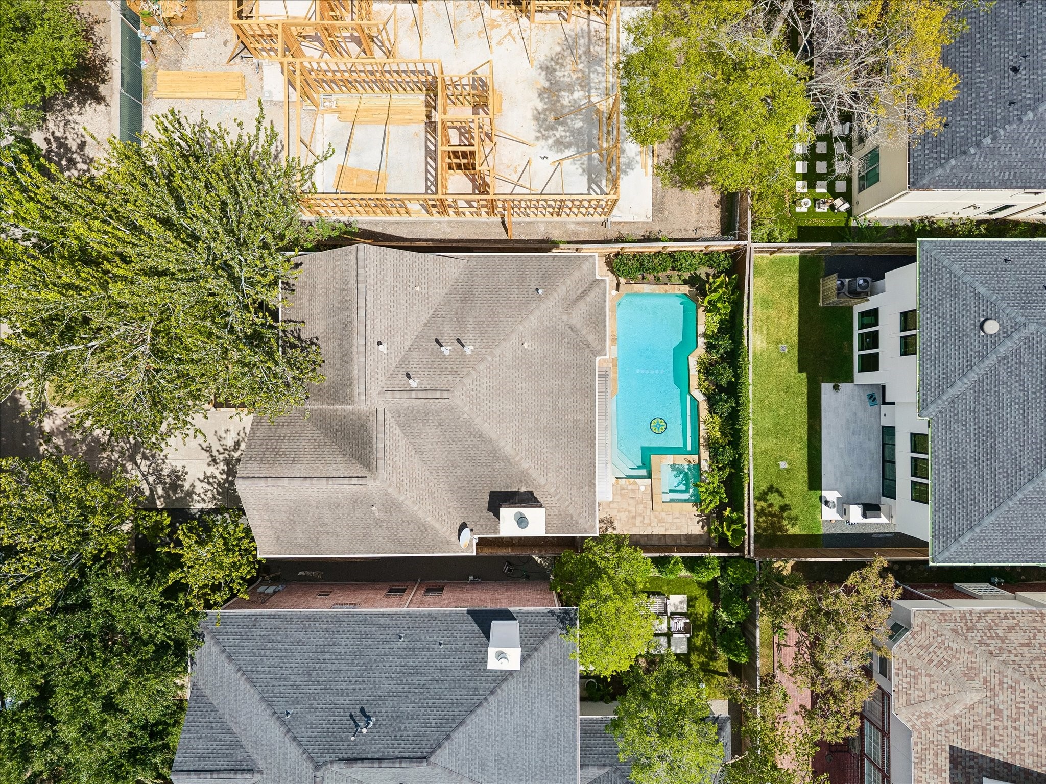 4111 Sunset Boulevard Property Photo 34