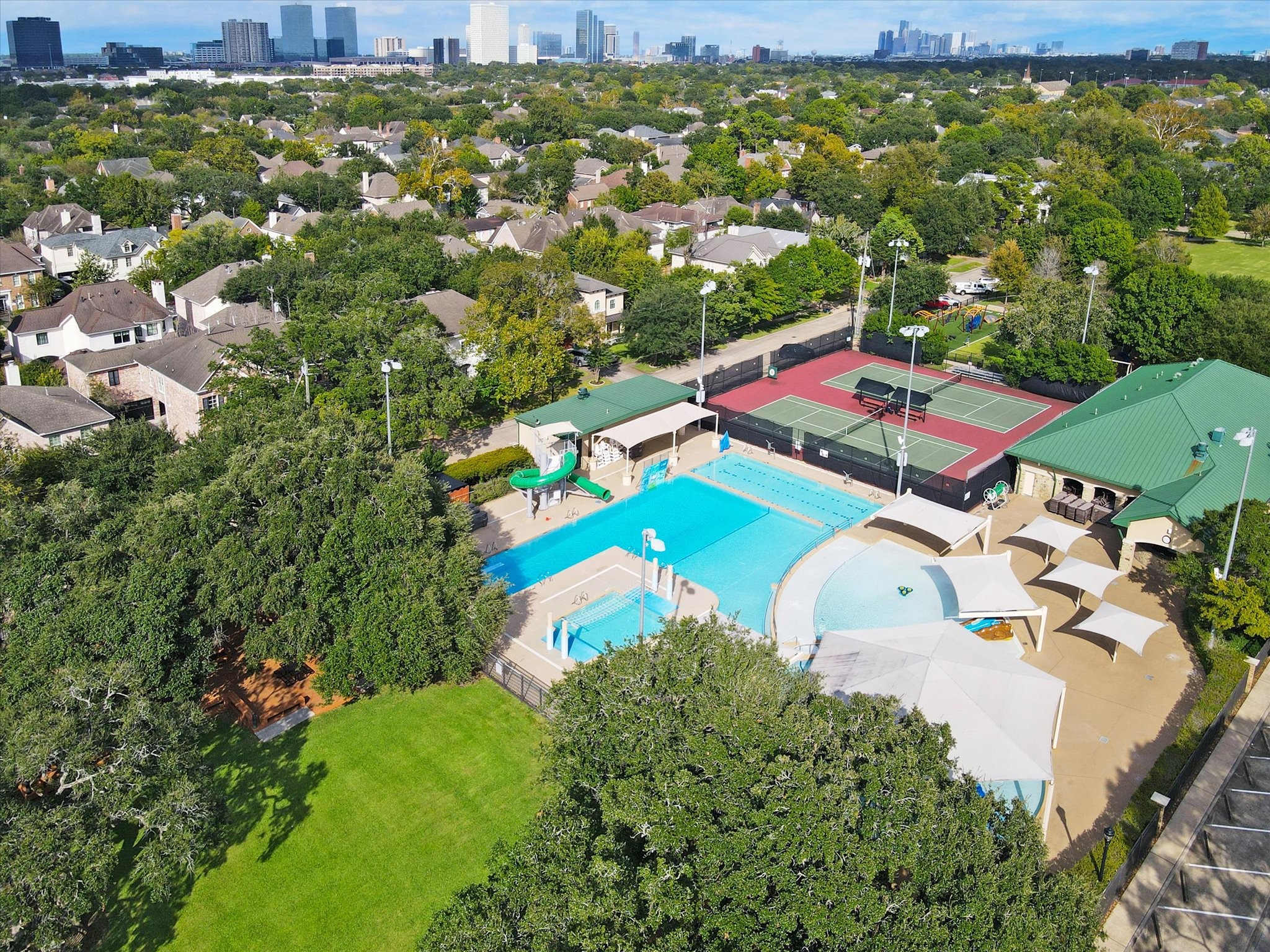 4111 Sunset Boulevard Property Photo 39