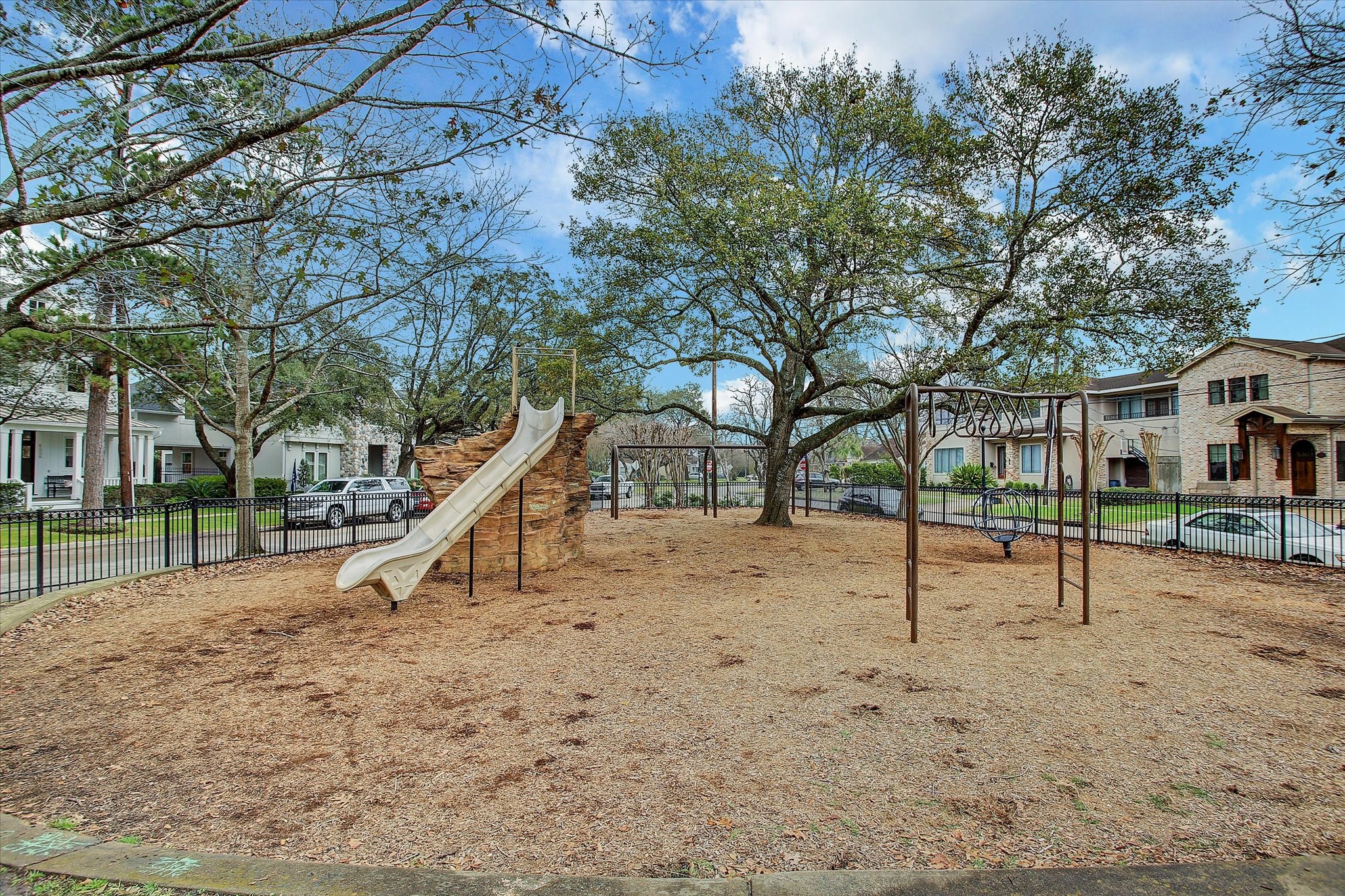 4111 Sunset Boulevard Property Photo 45