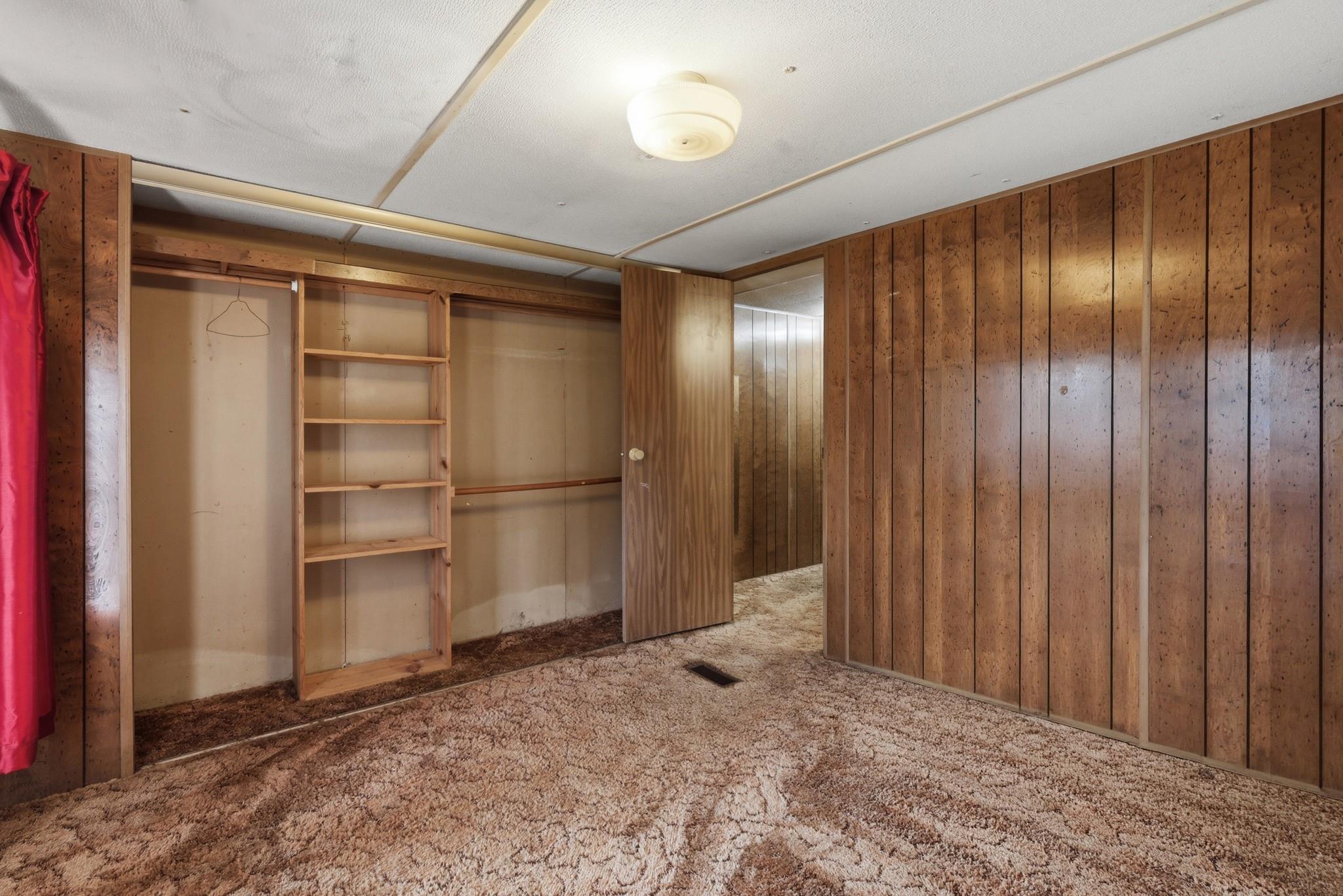 100 Windwood Circle Property Photo 7