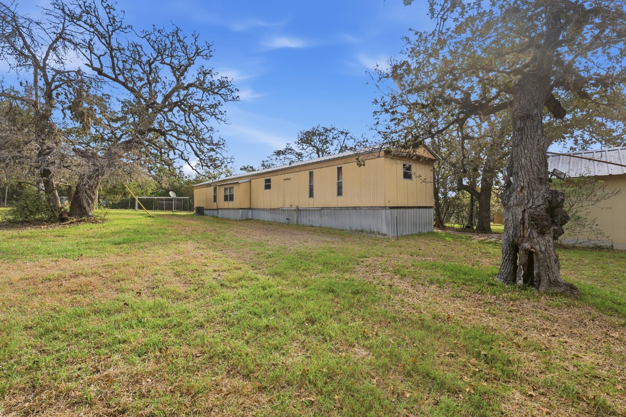 100 Windwood Circle Property Photo 12