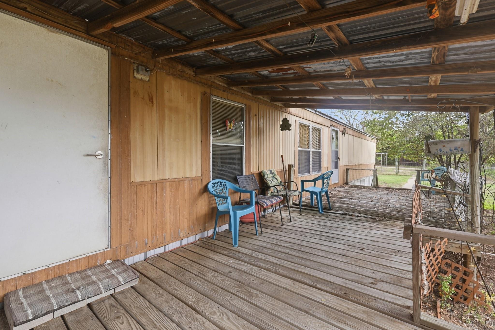 100 Windwood Circle Property Photo 13