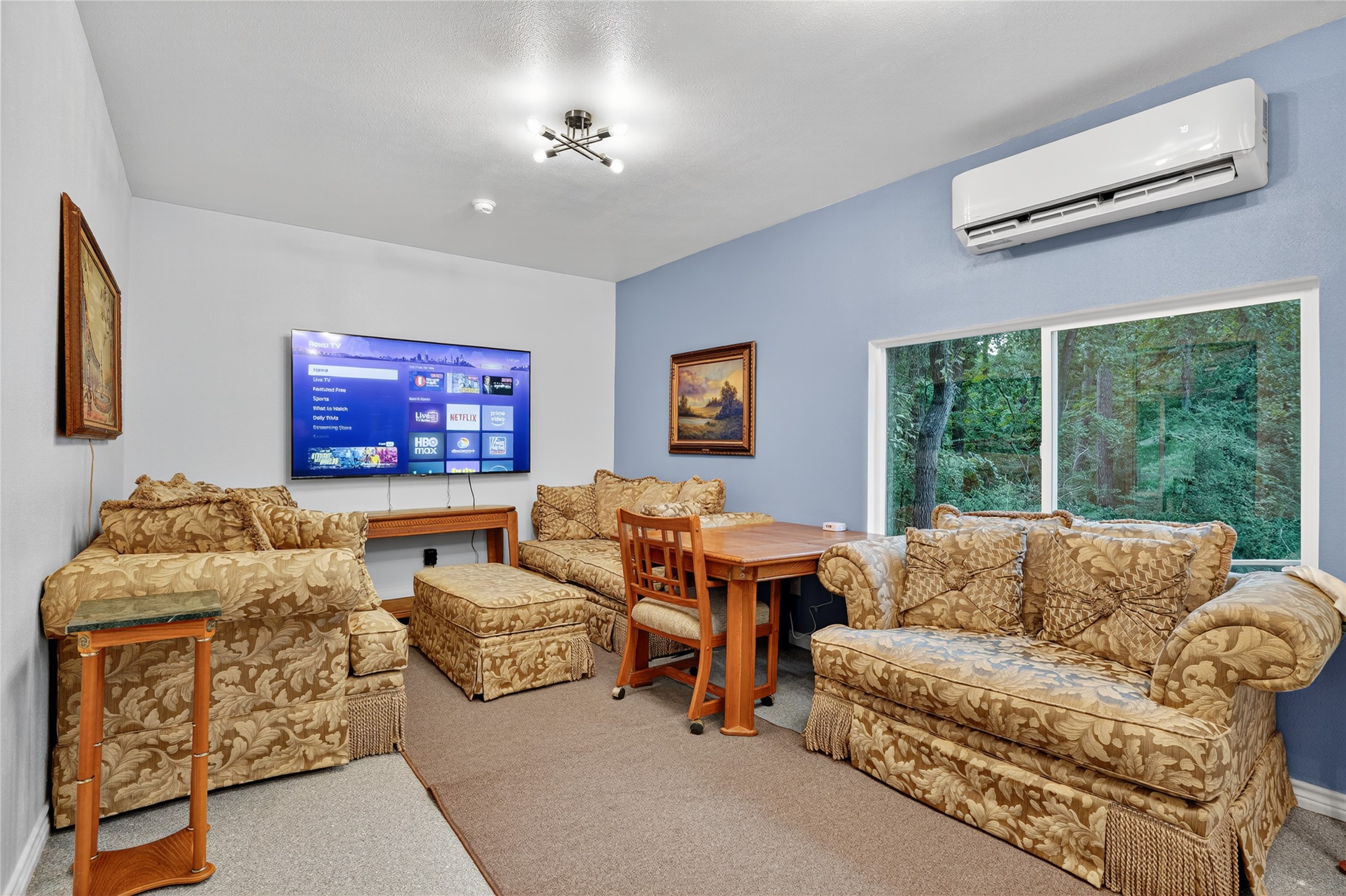 31 Paradise Loop Property Photo 3